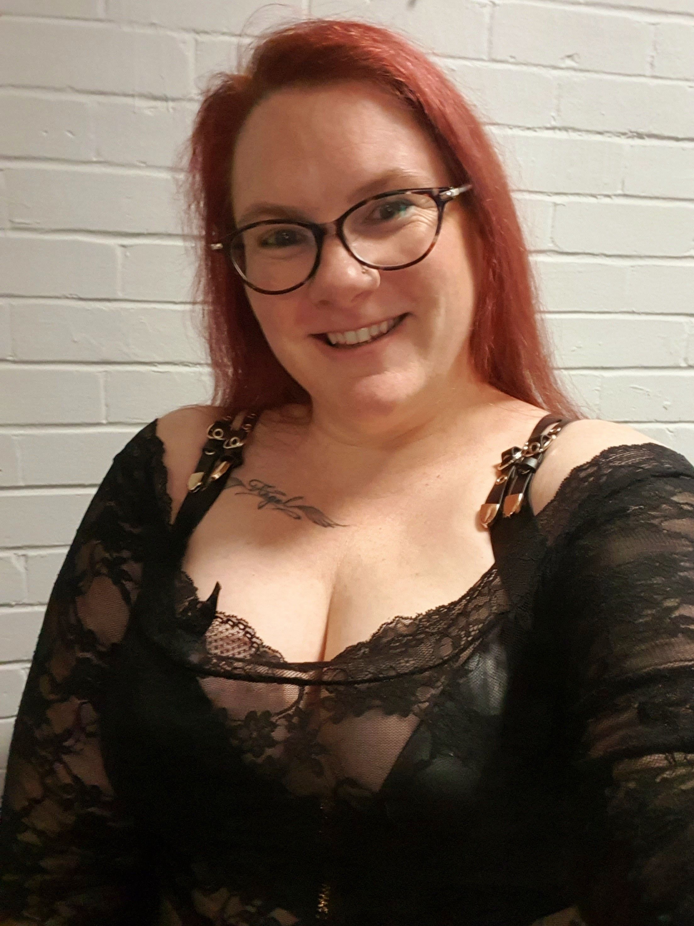 https://cdn.adultwork.com/gallery/G12/8567634.jpg