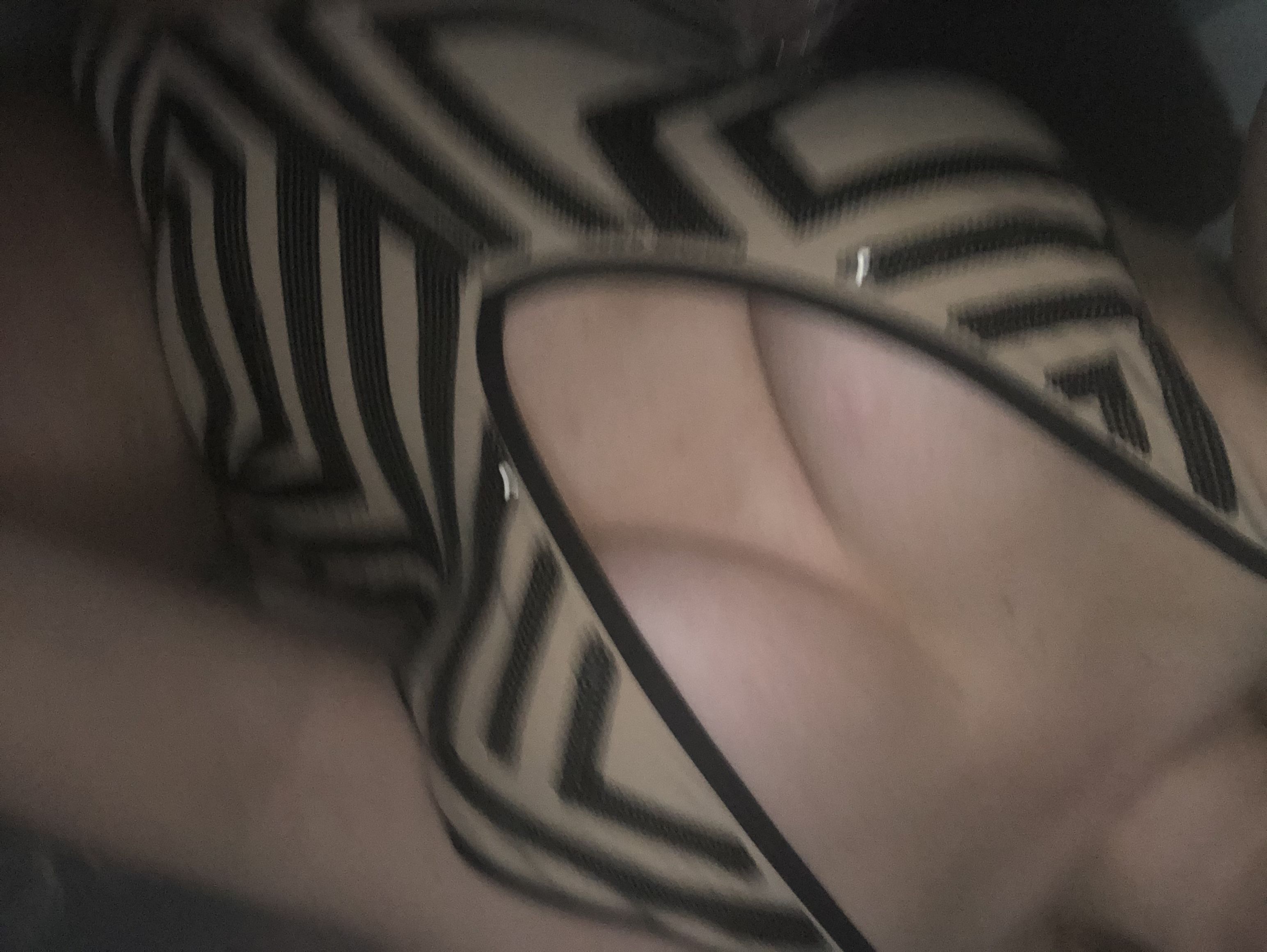 https://cdn.adultwork.com/gallery/G12/8568443.jpg