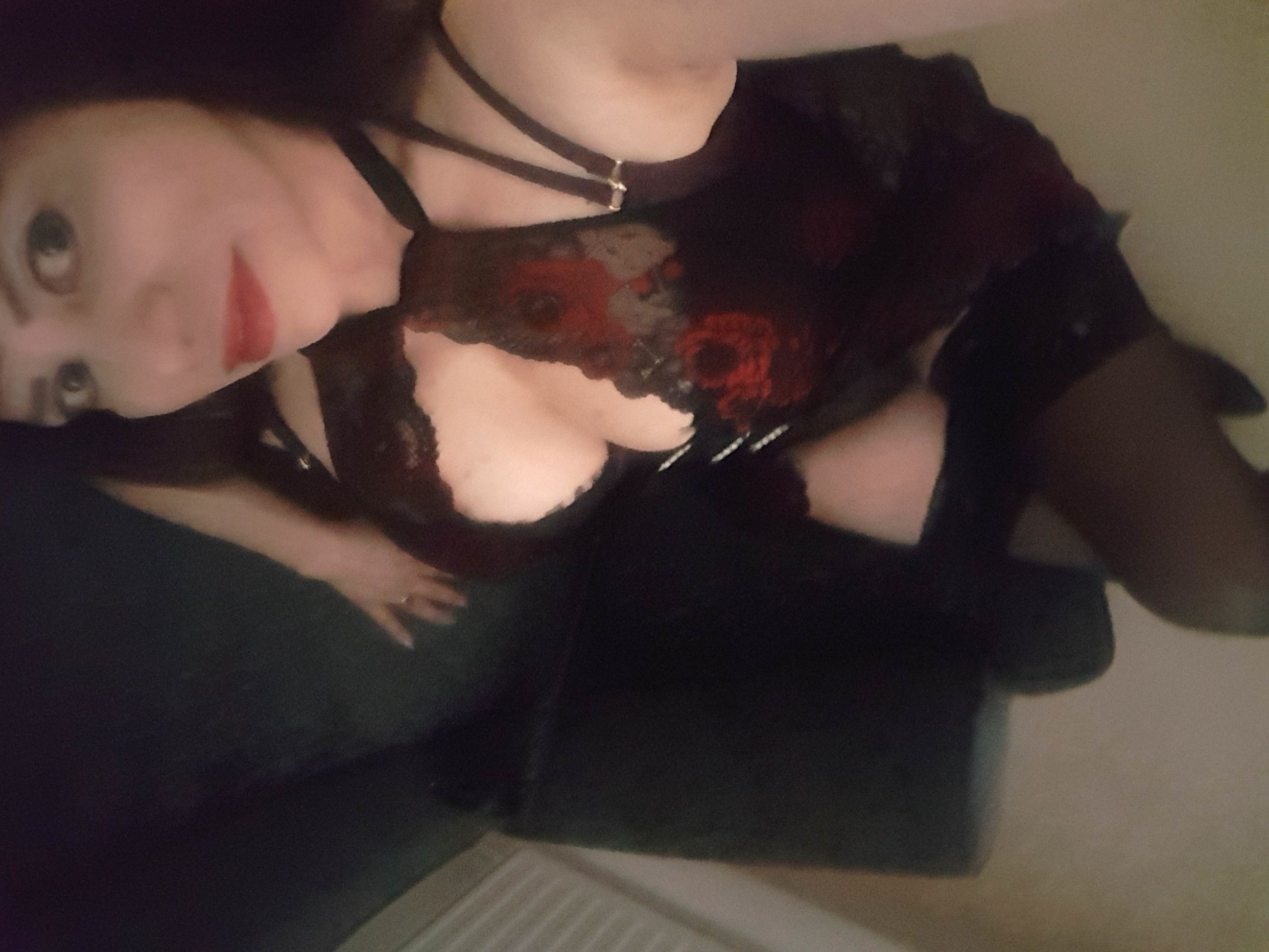 https://cdn.adultwork.com/gallery/G12/8571963.jpg