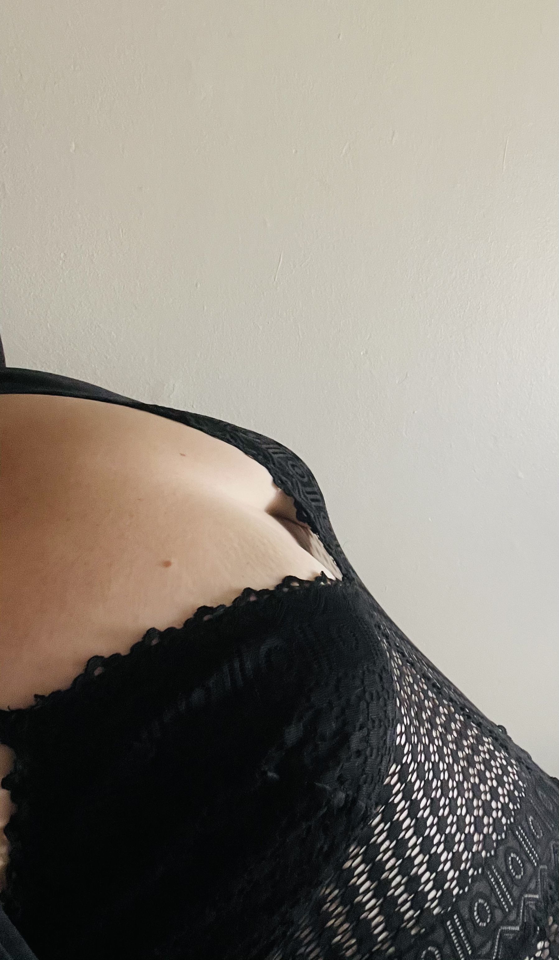 https://cdn.adultwork.com/gallery/G12/8573662.jpg