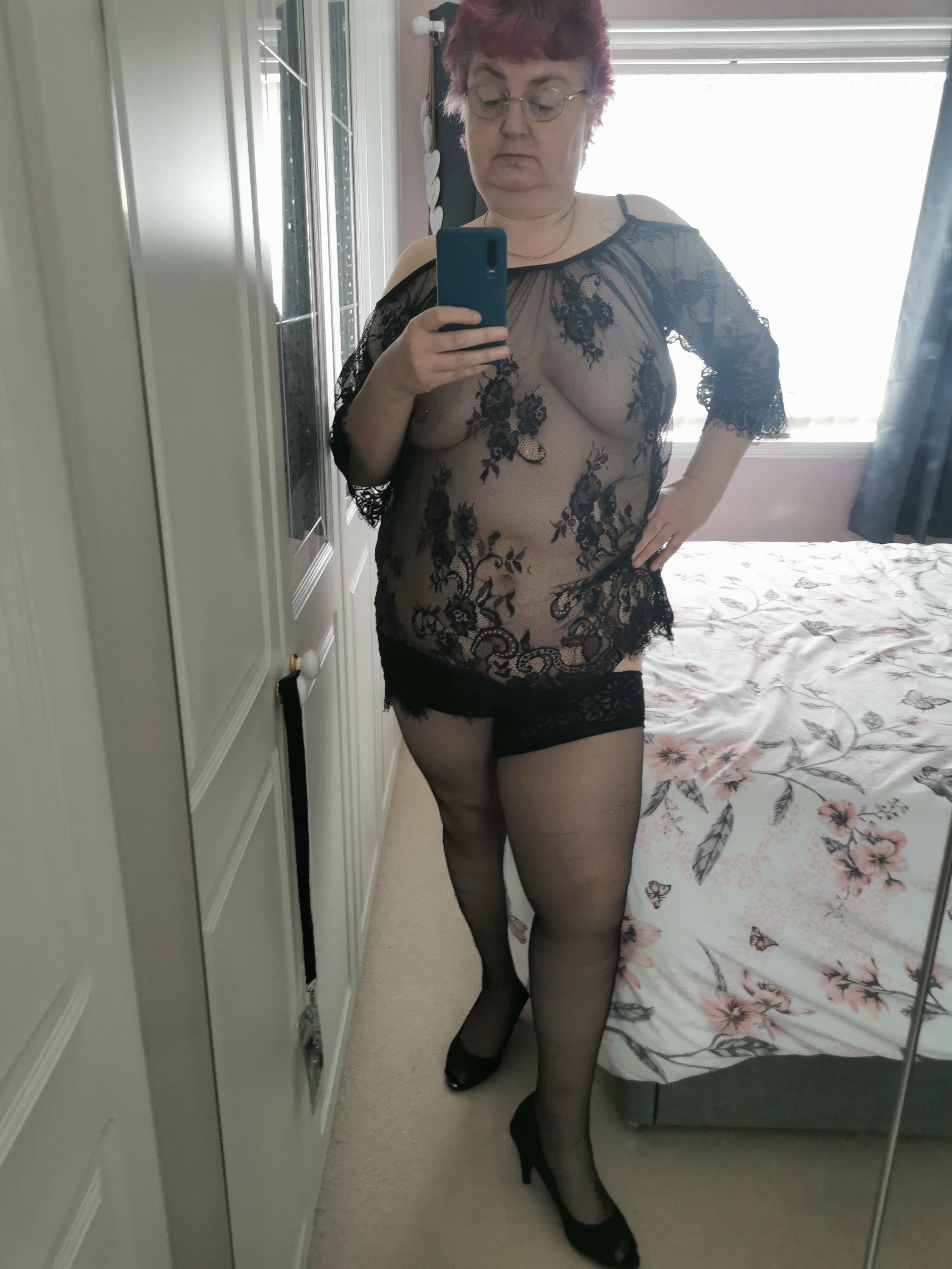 https://cdn.adultwork.com/gallery/G12/8580050.jpg