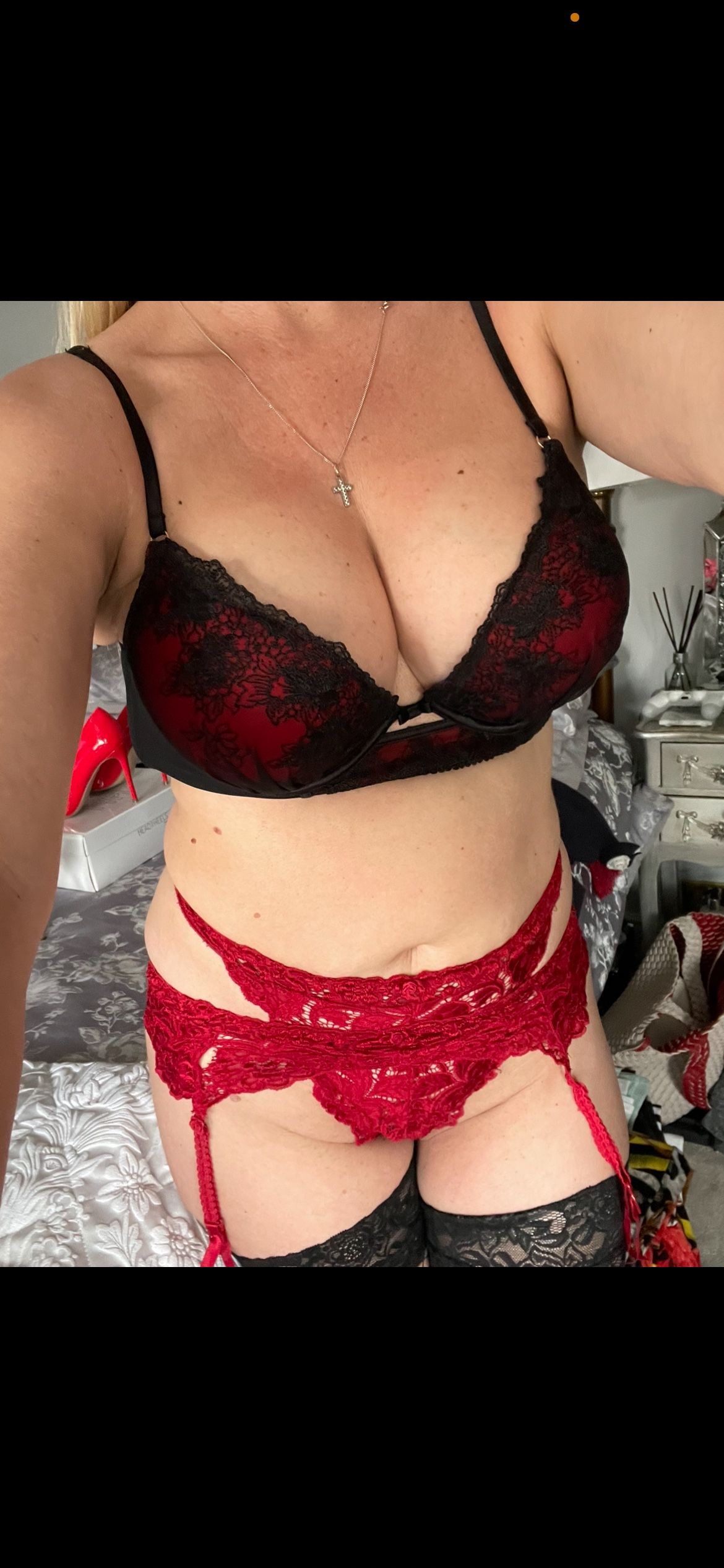 https://cdn.adultwork.com/gallery/G12/8582269.jpg