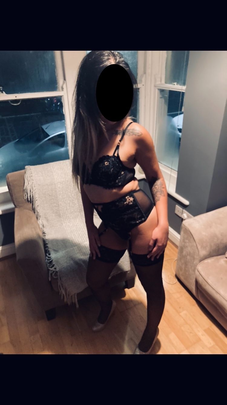 https://cdn.adultwork.com/gallery/G12/8586045.jpg