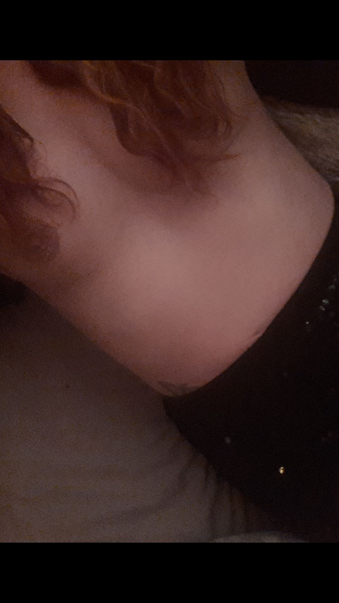 https://cdn.adultwork.com/gallery/G12/8587608.jpg