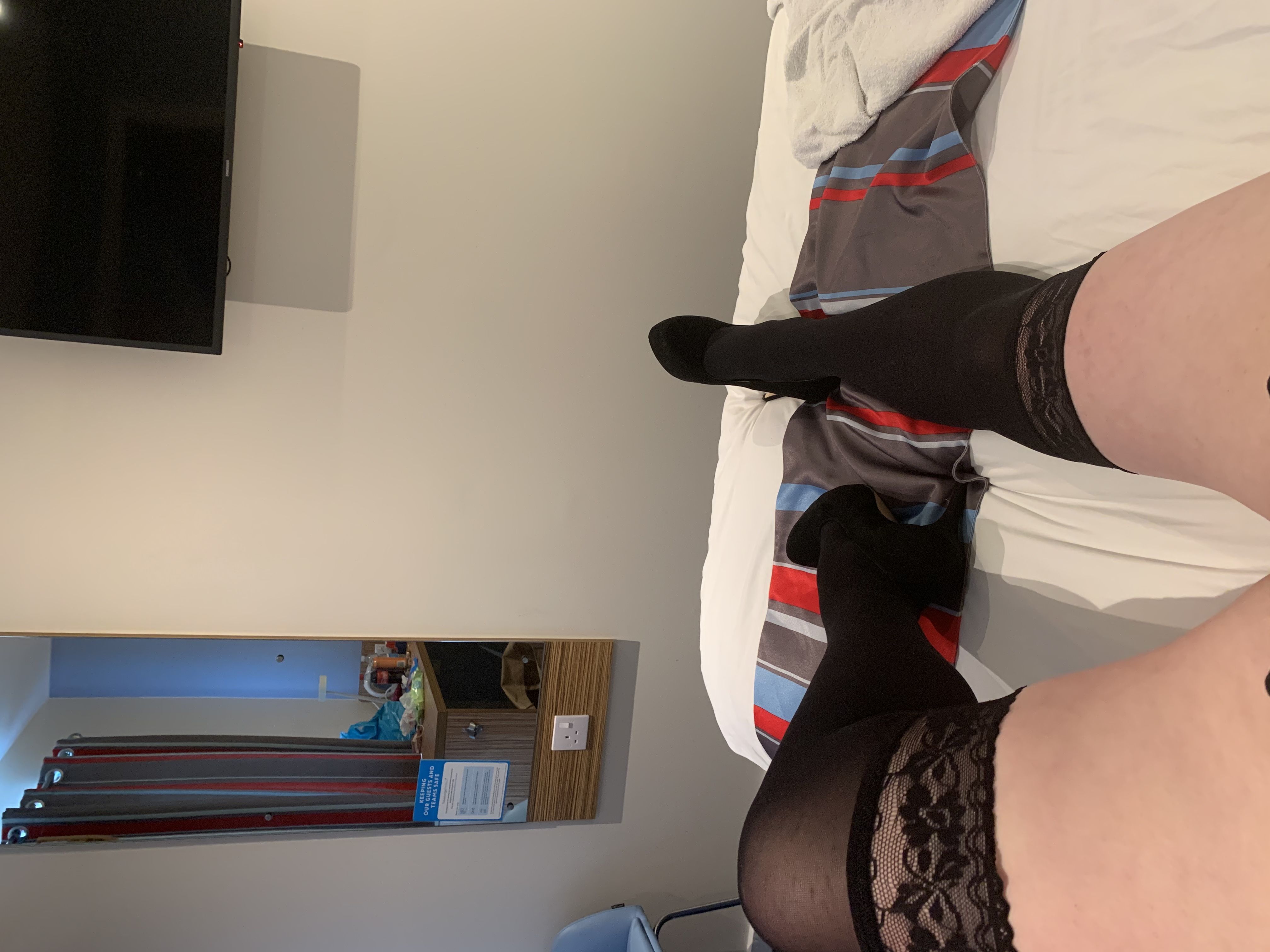 https://cdn.adultwork.com/gallery/G12/8588398.jpg