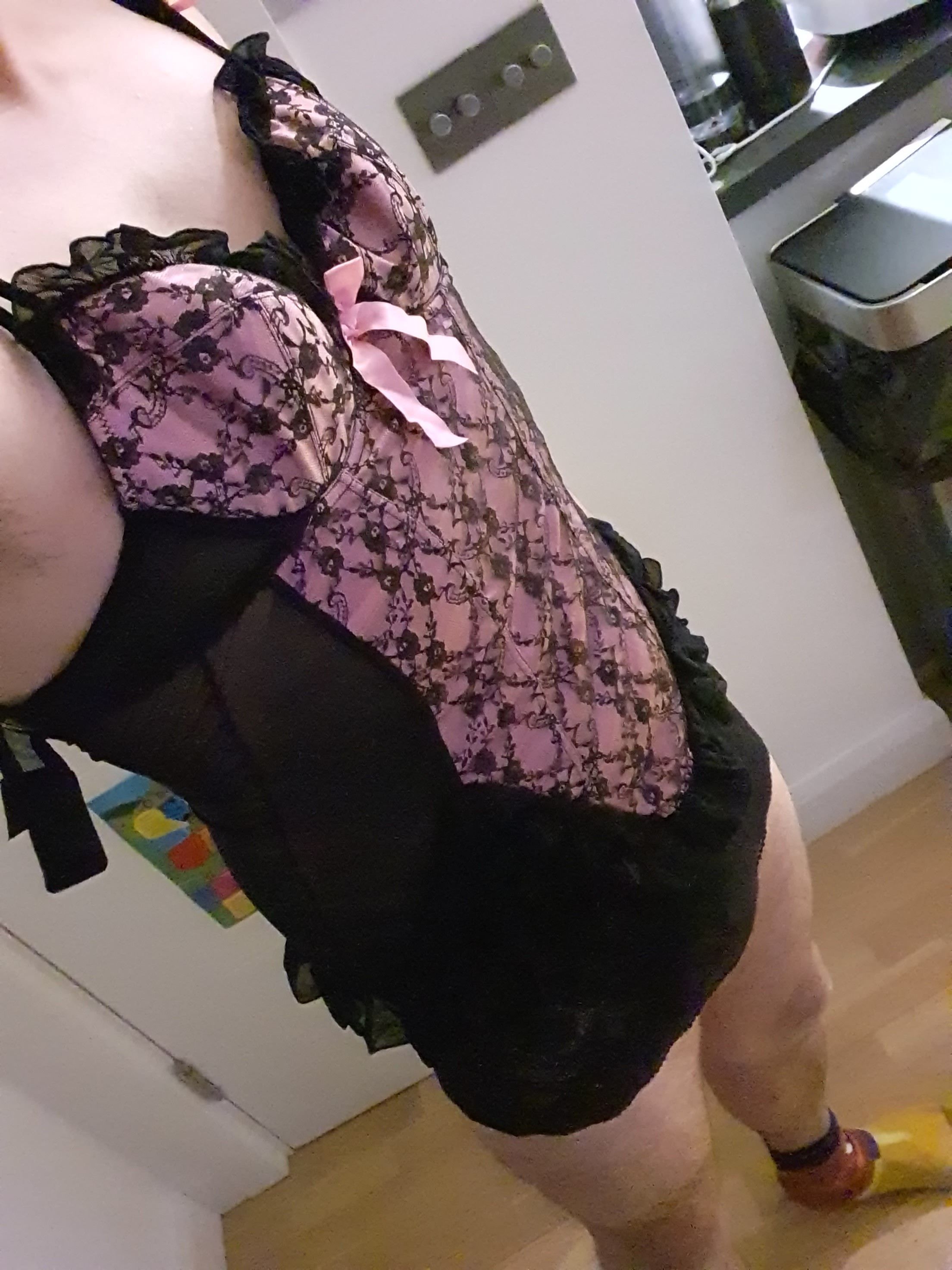 https://cdn.adultwork.com/gallery/G12/8588967.jpg