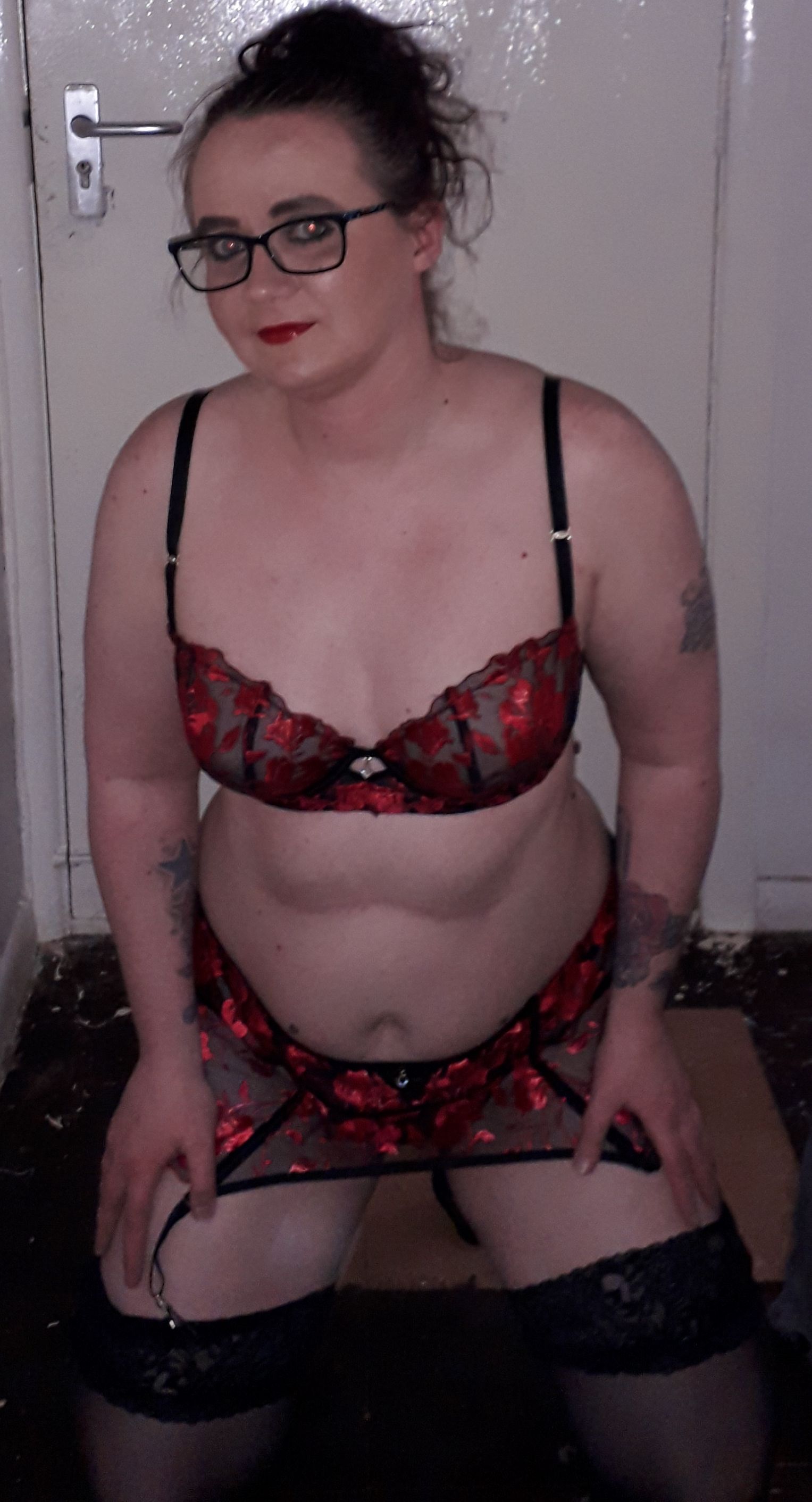 https://cdn.adultwork.com/gallery/G12/8588990.jpg