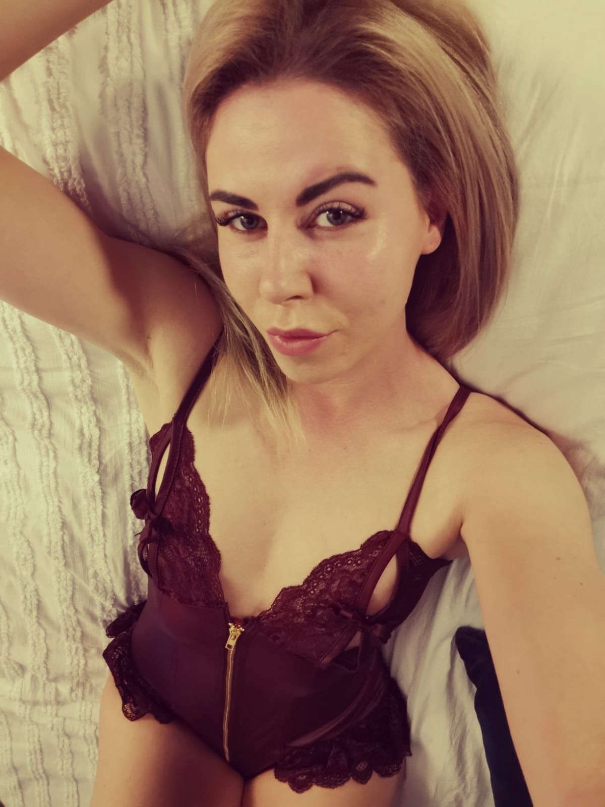 https://cdn.adultwork.com/gallery/G12/8589824.jpg