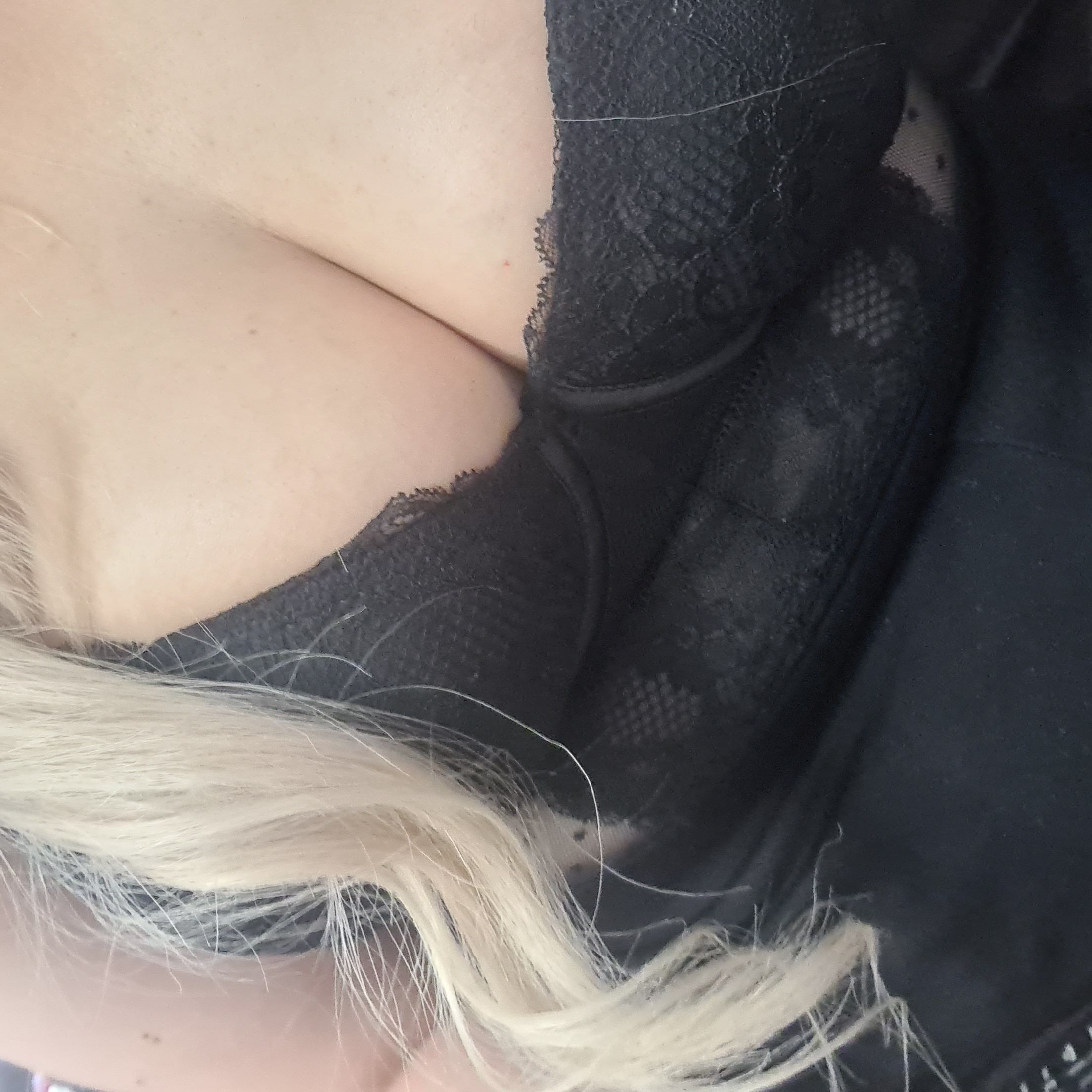 https://cdn.adultwork.com/gallery/G12/8590808.jpg