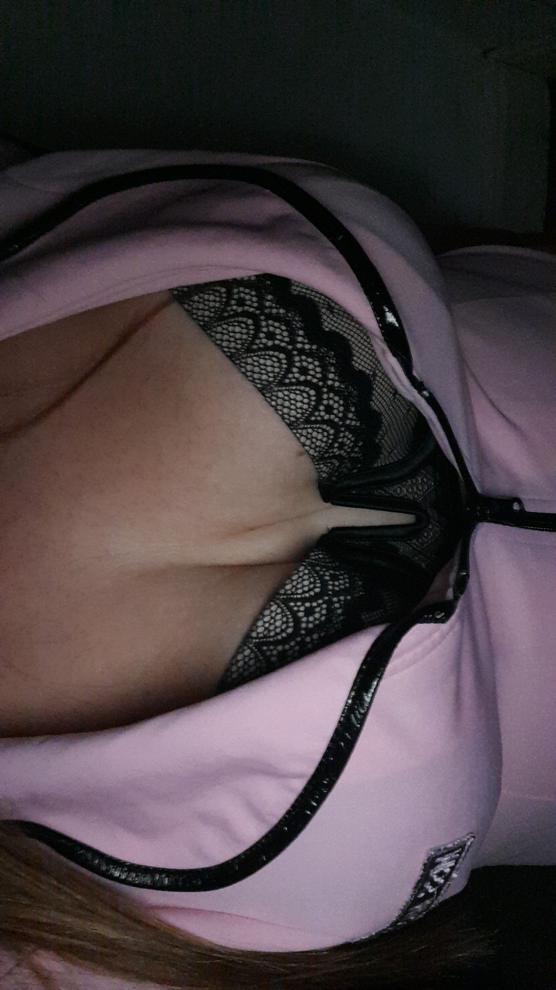 https://cdn.adultwork.com/gallery/G12/8593318.jpg