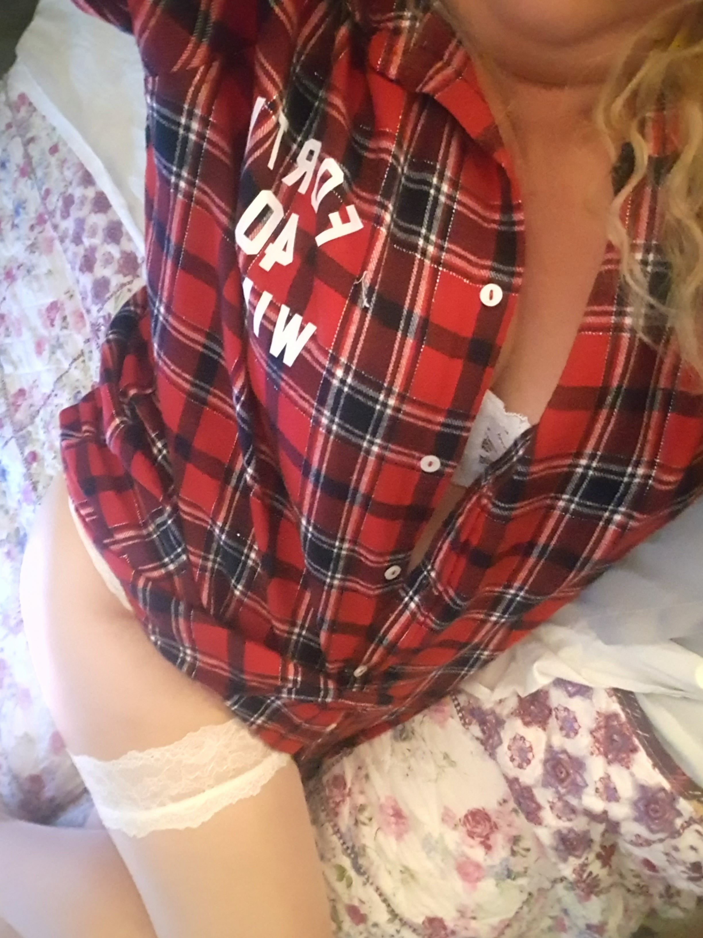 https://cdn.adultwork.com/gallery/G12/8593397.jpg