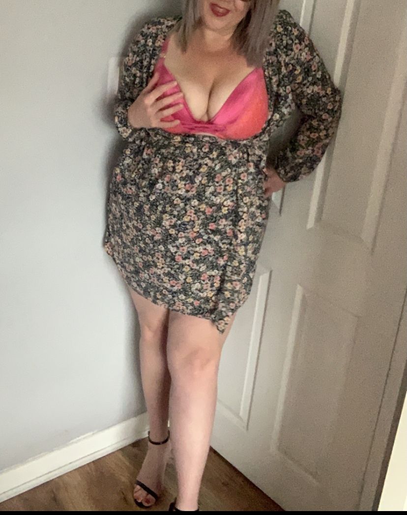 https://cdn.adultwork.com/gallery/G12/8594762.jpg