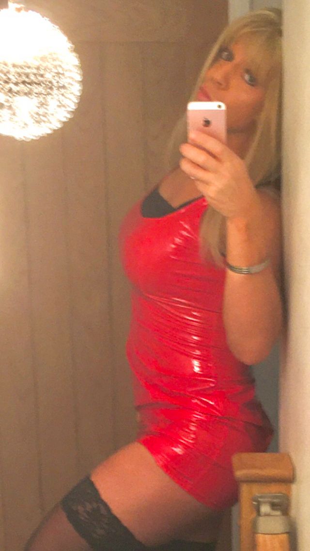 https://cdn.adultwork.com/gallery/G12/8594774.jpg