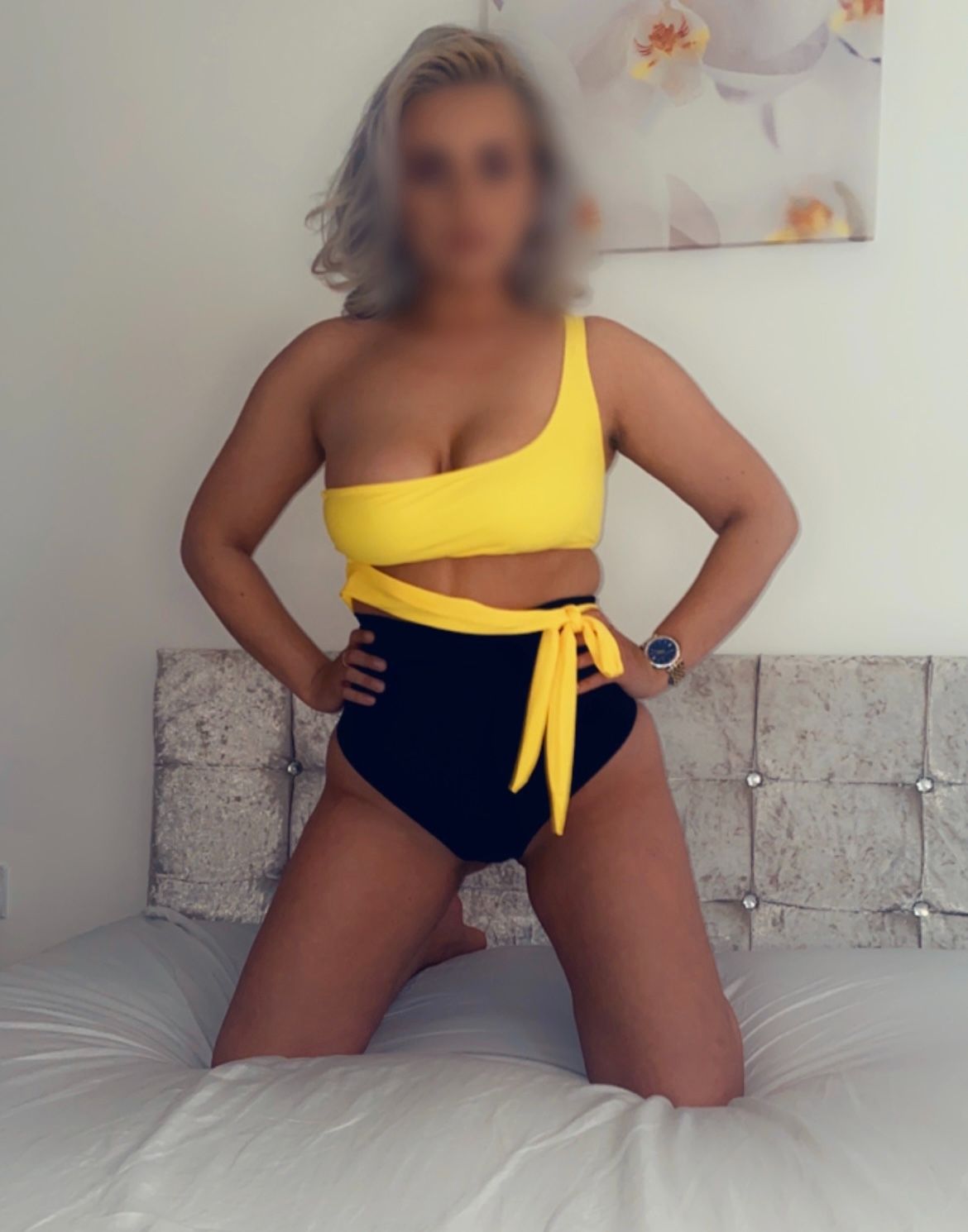 https://cdn.adultwork.com/gallery/G12/8596458.jpg