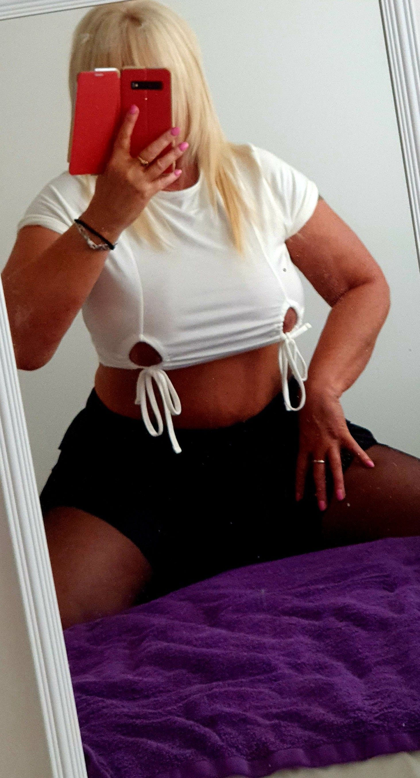 https://cdn.adultwork.com/gallery/G12/8601161.jpg