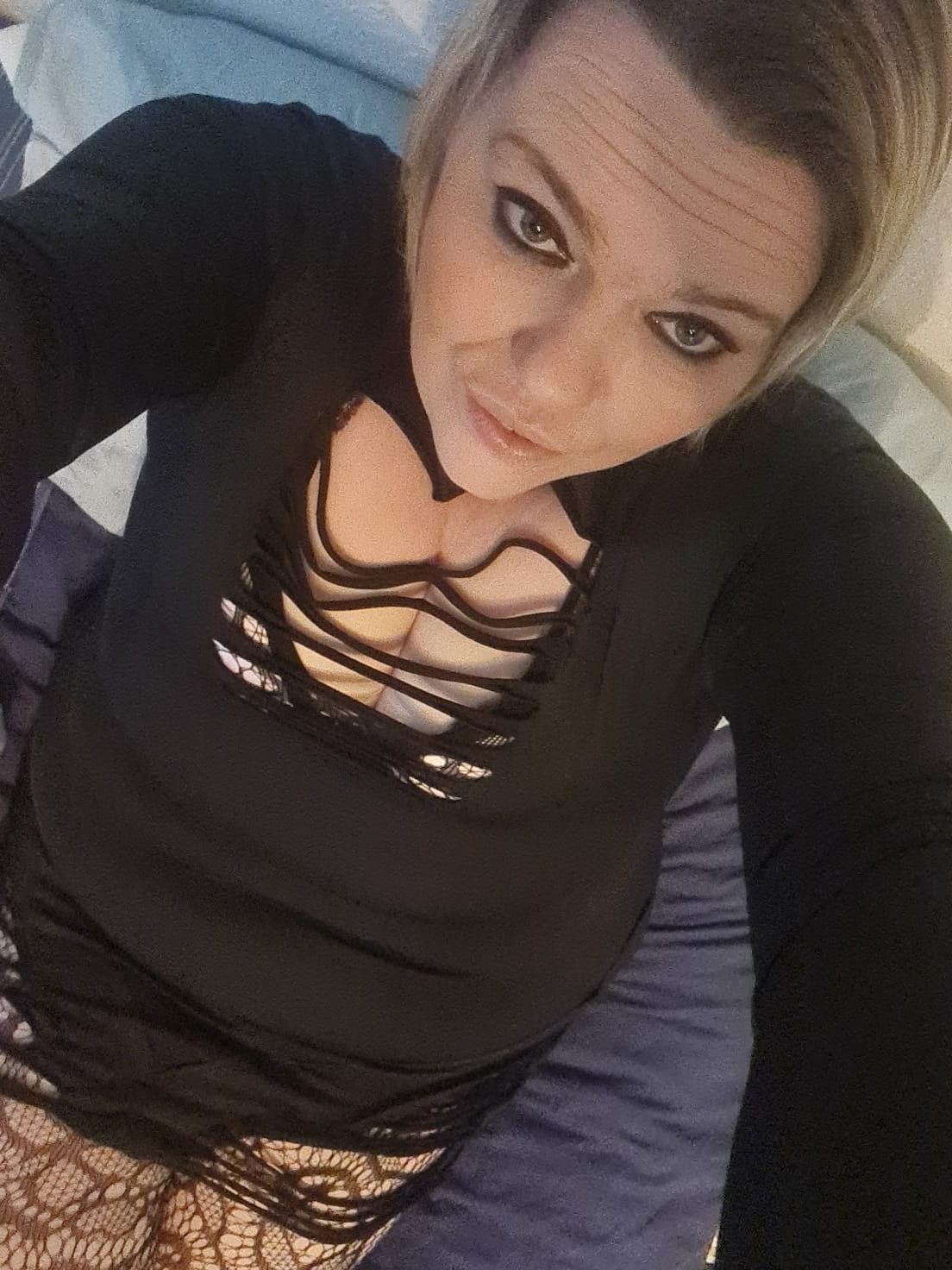 https://cdn.adultwork.com/gallery/G12/8603239.jpg