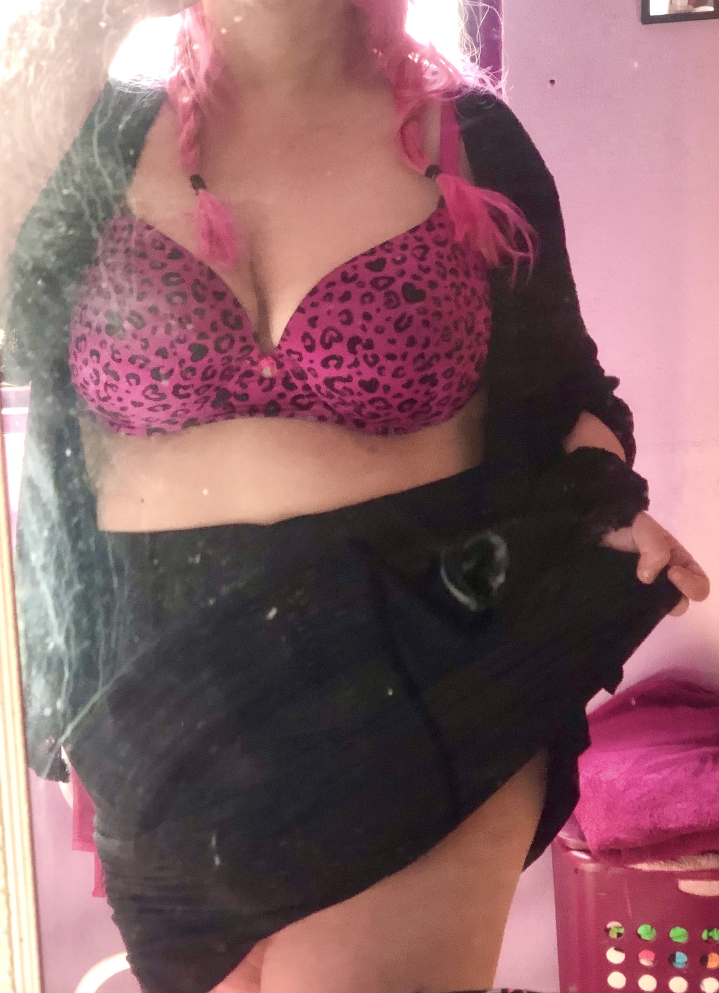 https://cdn.adultwork.com/gallery/G12/8603400.jpg