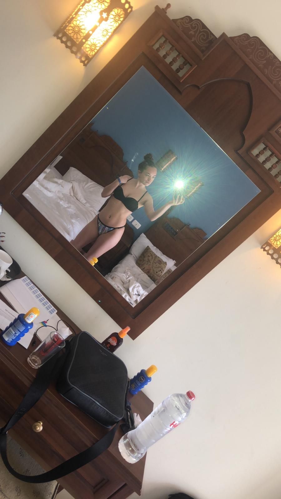 https://cdn.adultwork.com/gallery/G12/8603504.jpg