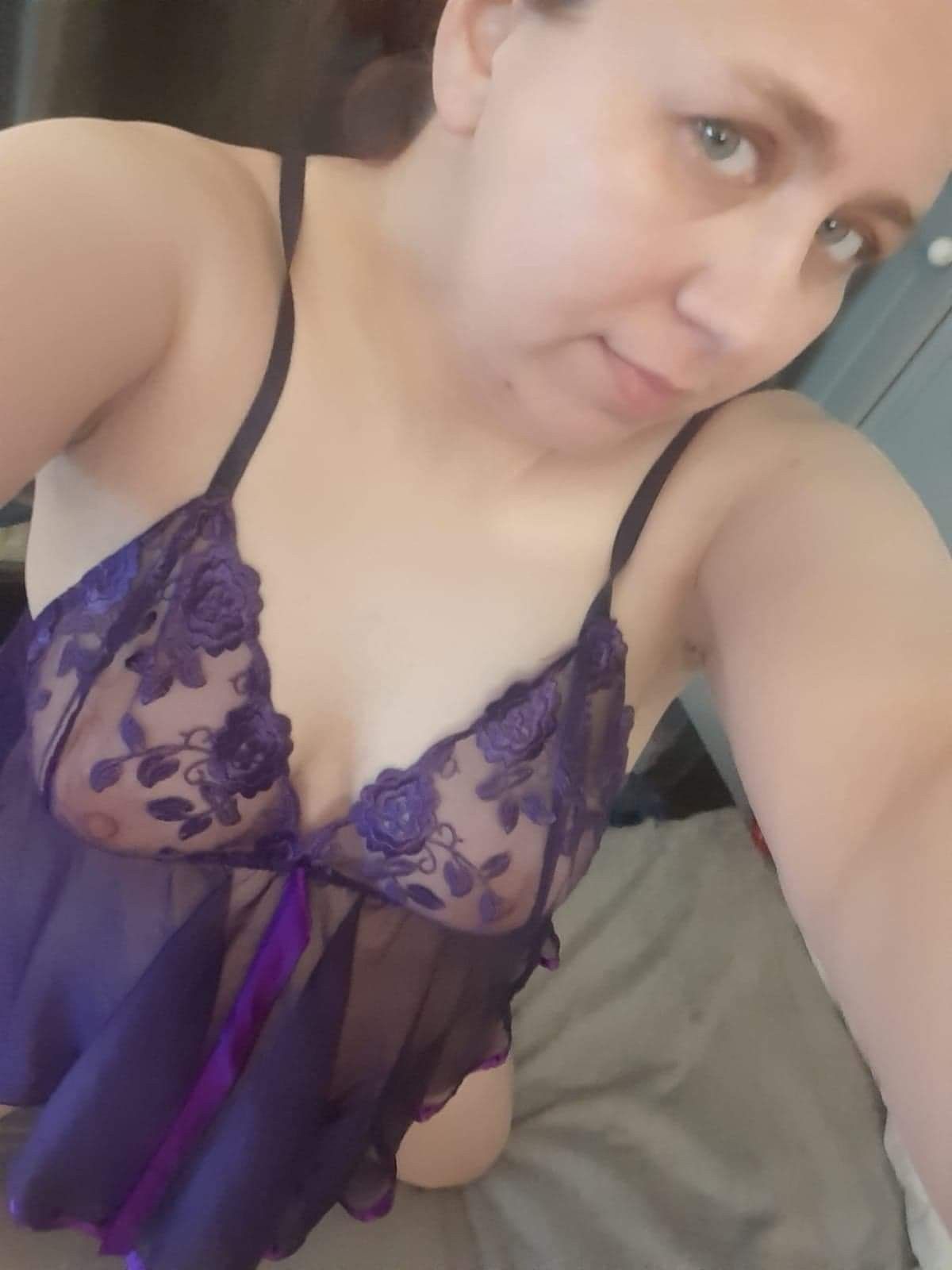 https://cdn.adultwork.com/gallery/G12/8603715.jpg