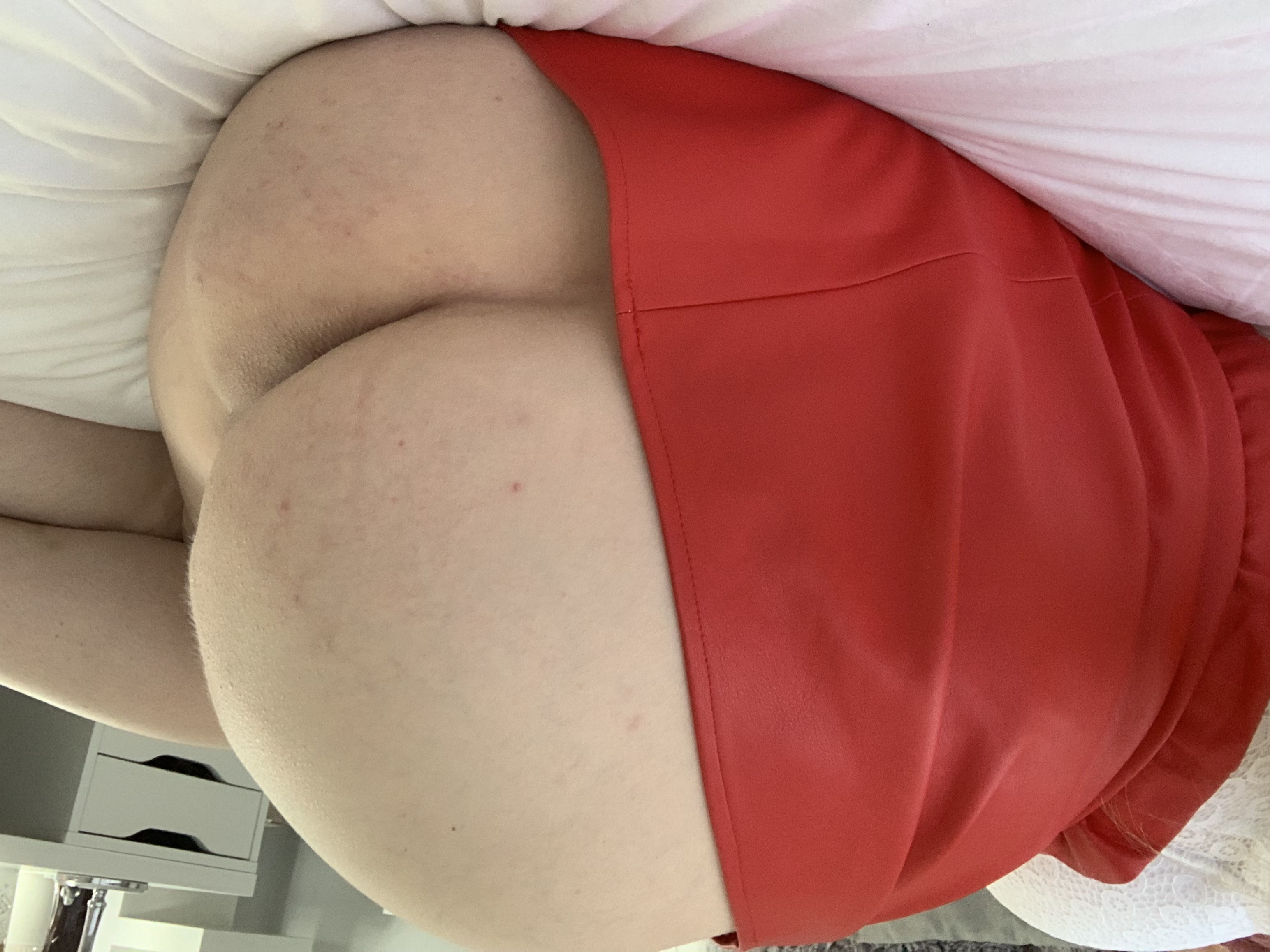 https://cdn.adultwork.com/gallery/G12/8605058.jpg