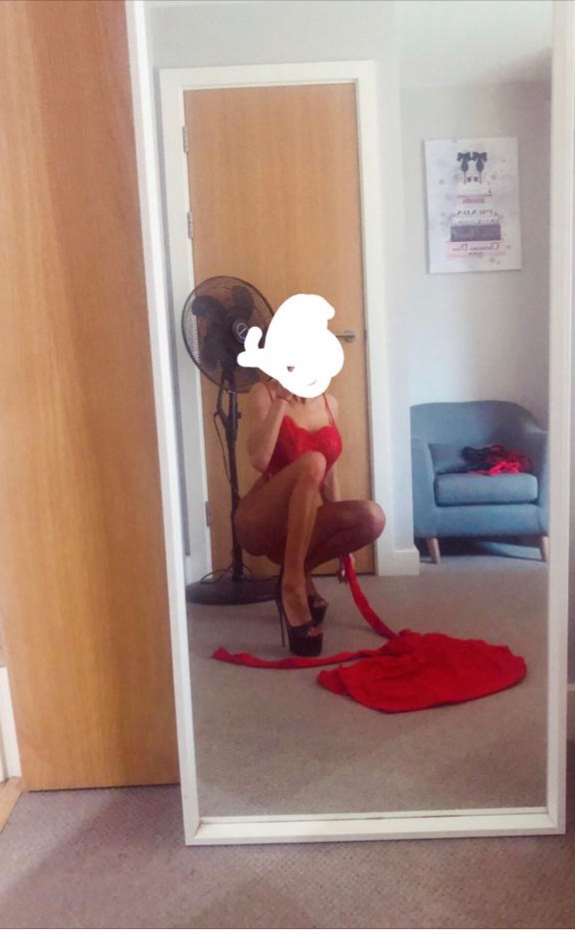 https://cdn.adultwork.com/gallery/G12/8612558.jpg