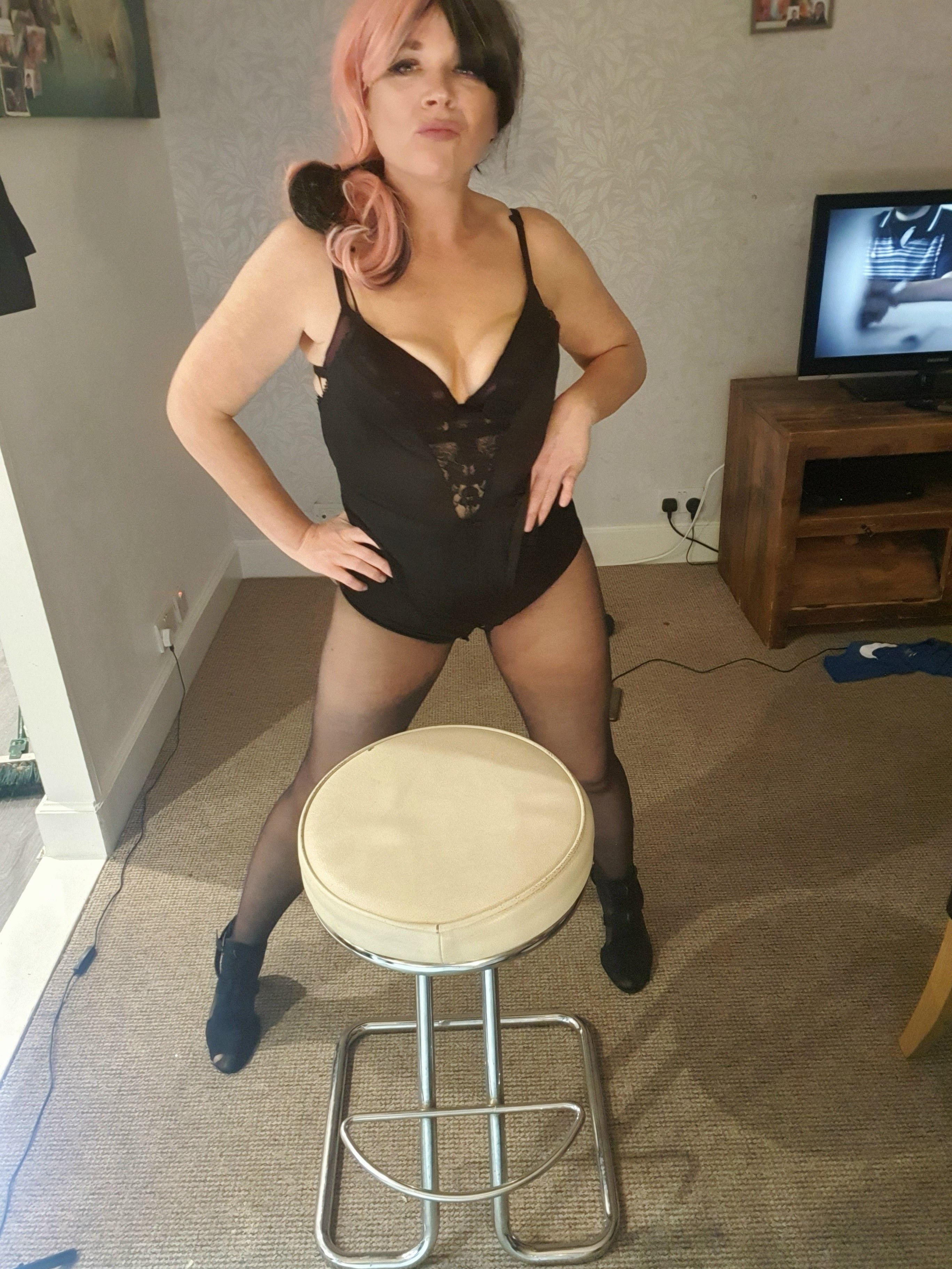 https://cdn.adultwork.com/gallery/G12/8613641.jpg