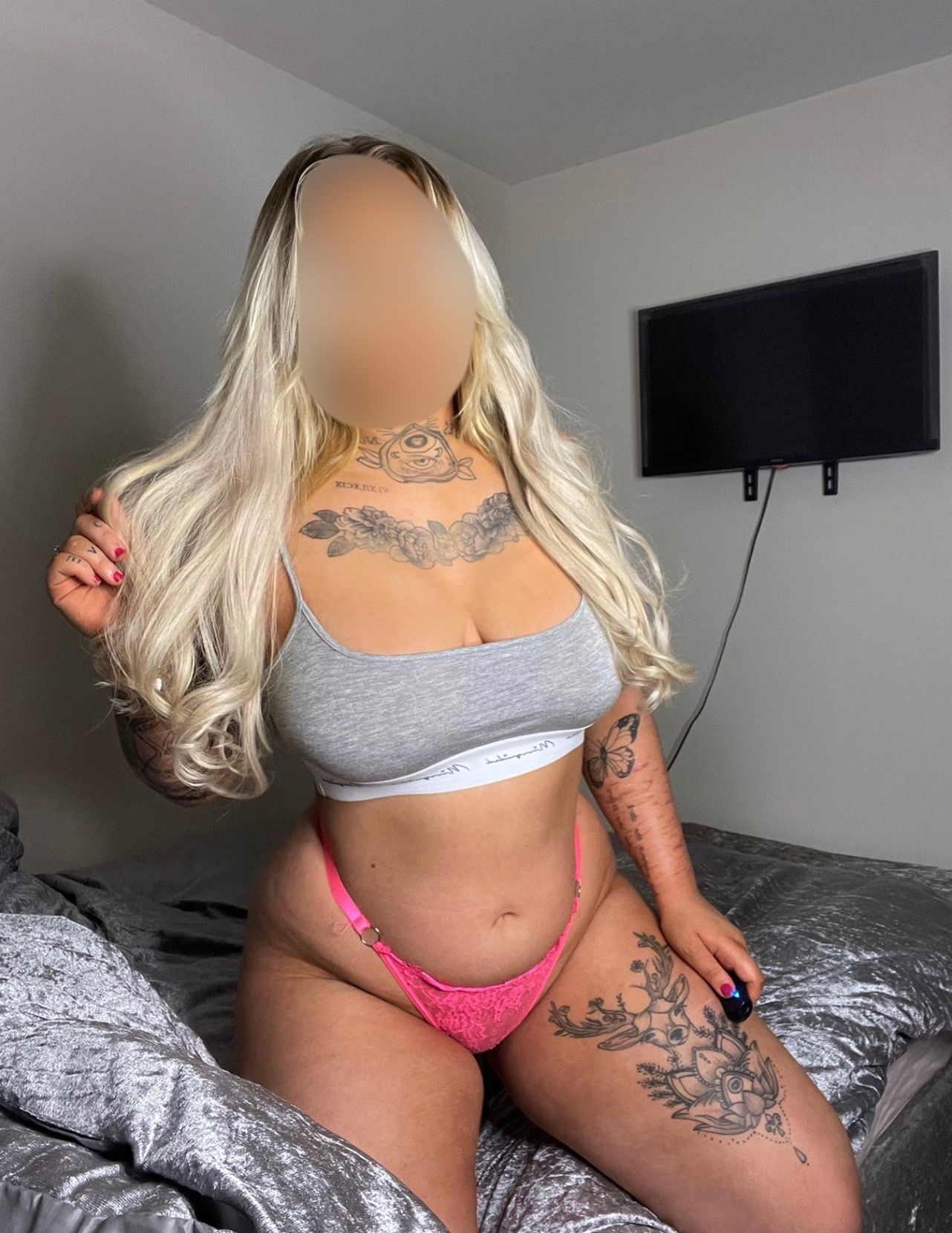 https://cdn.adultwork.com/gallery/G12/8618697.jpg