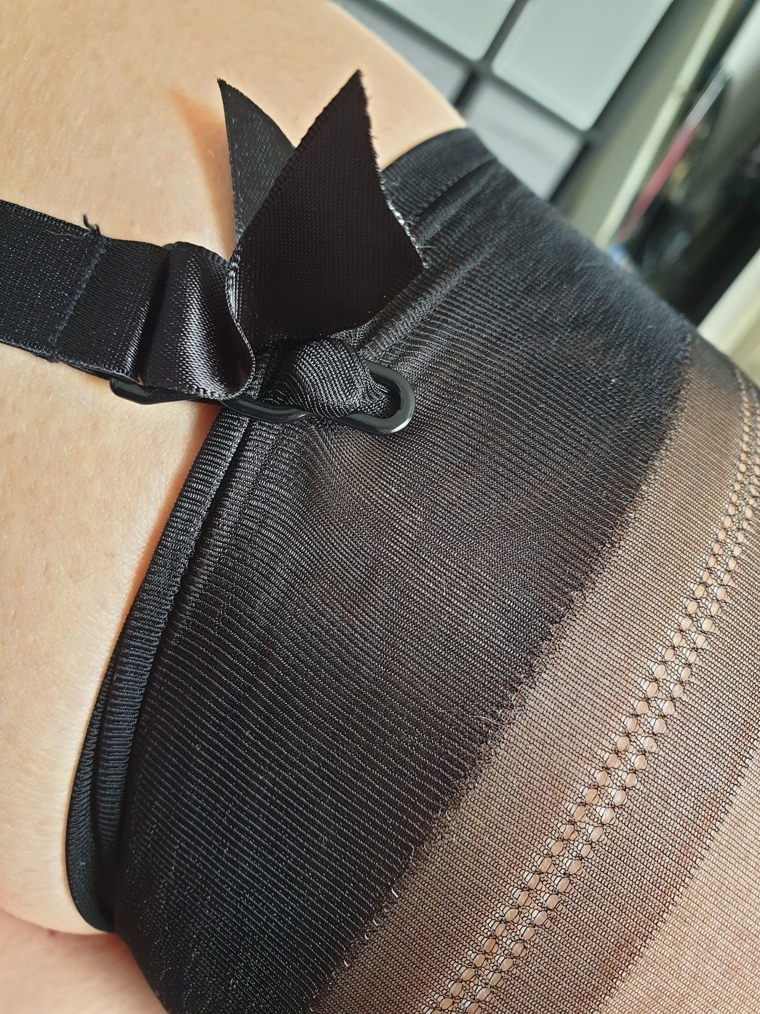 https://cdn.adultwork.com/gallery/G12/8620354.jpg