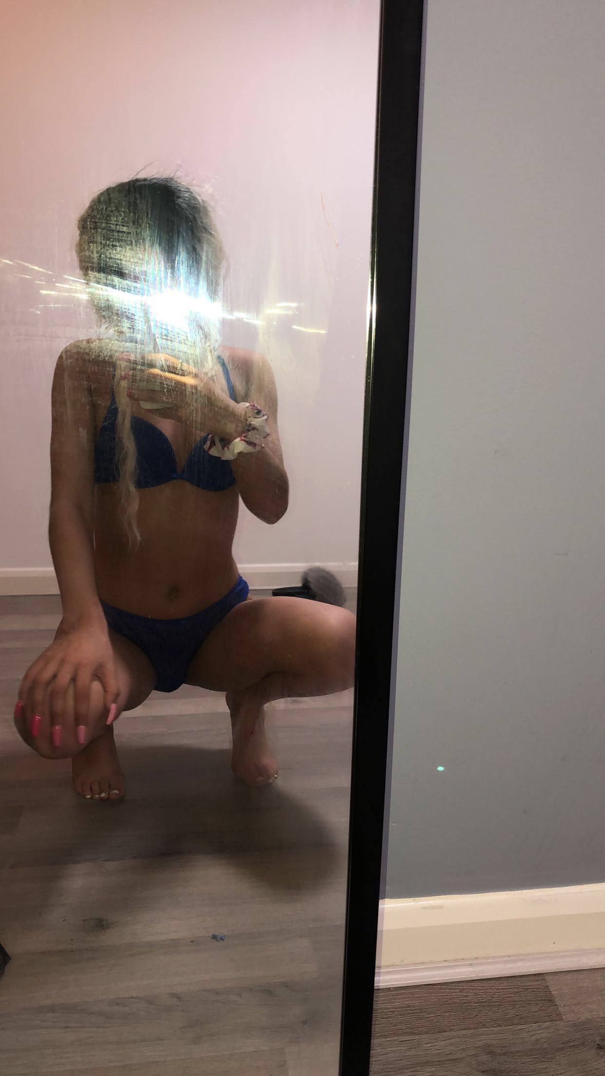 https://cdn.adultwork.com/gallery/G12/8620456.jpg