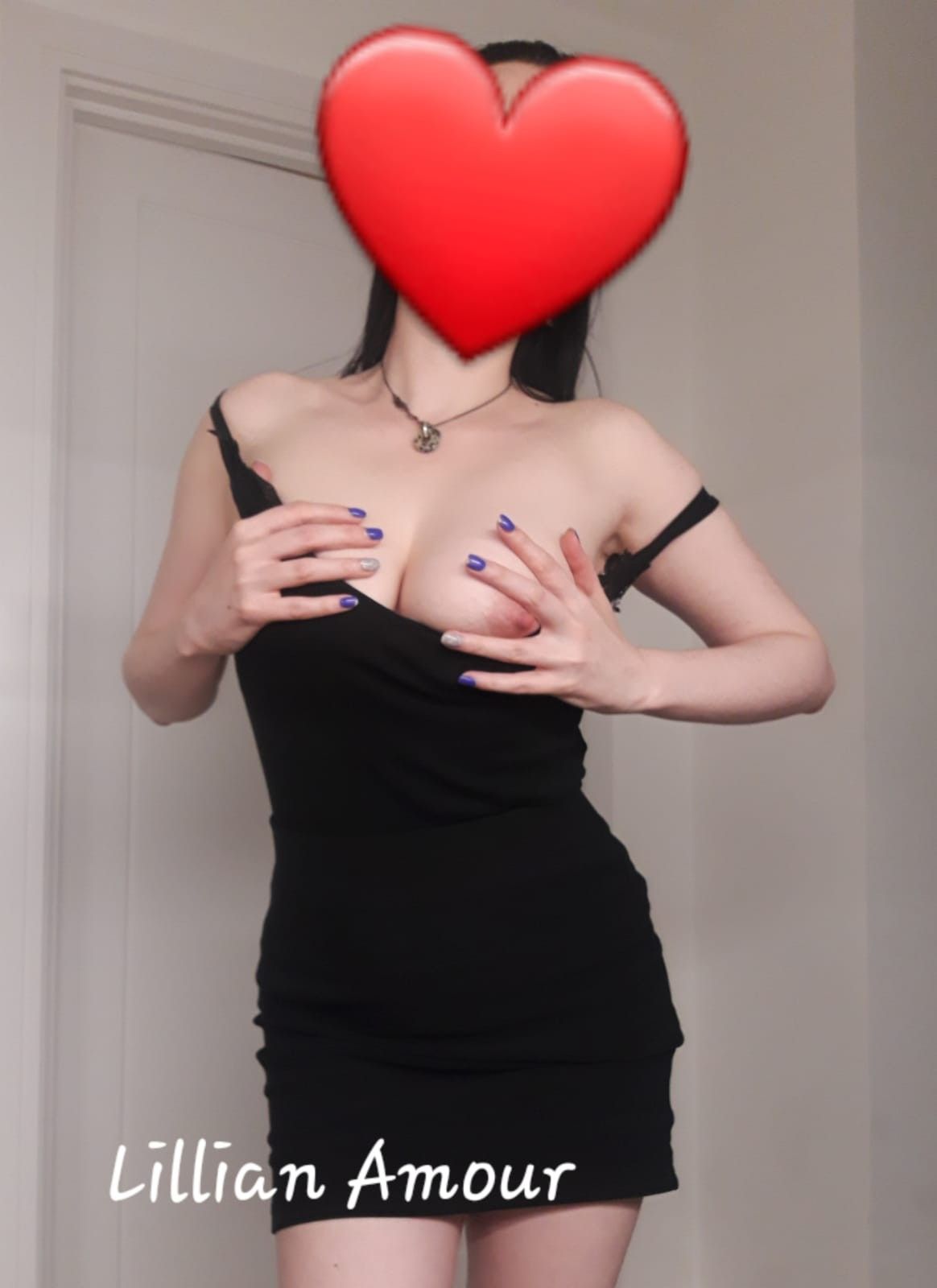 https://cdn.adultwork.com/gallery/G12/8620718.jpg