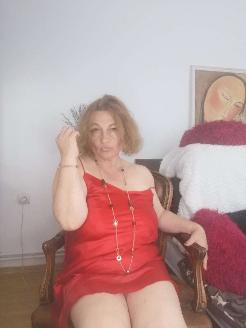 https://cdn.adultwork.com/gallery/G12/8621271.jpg