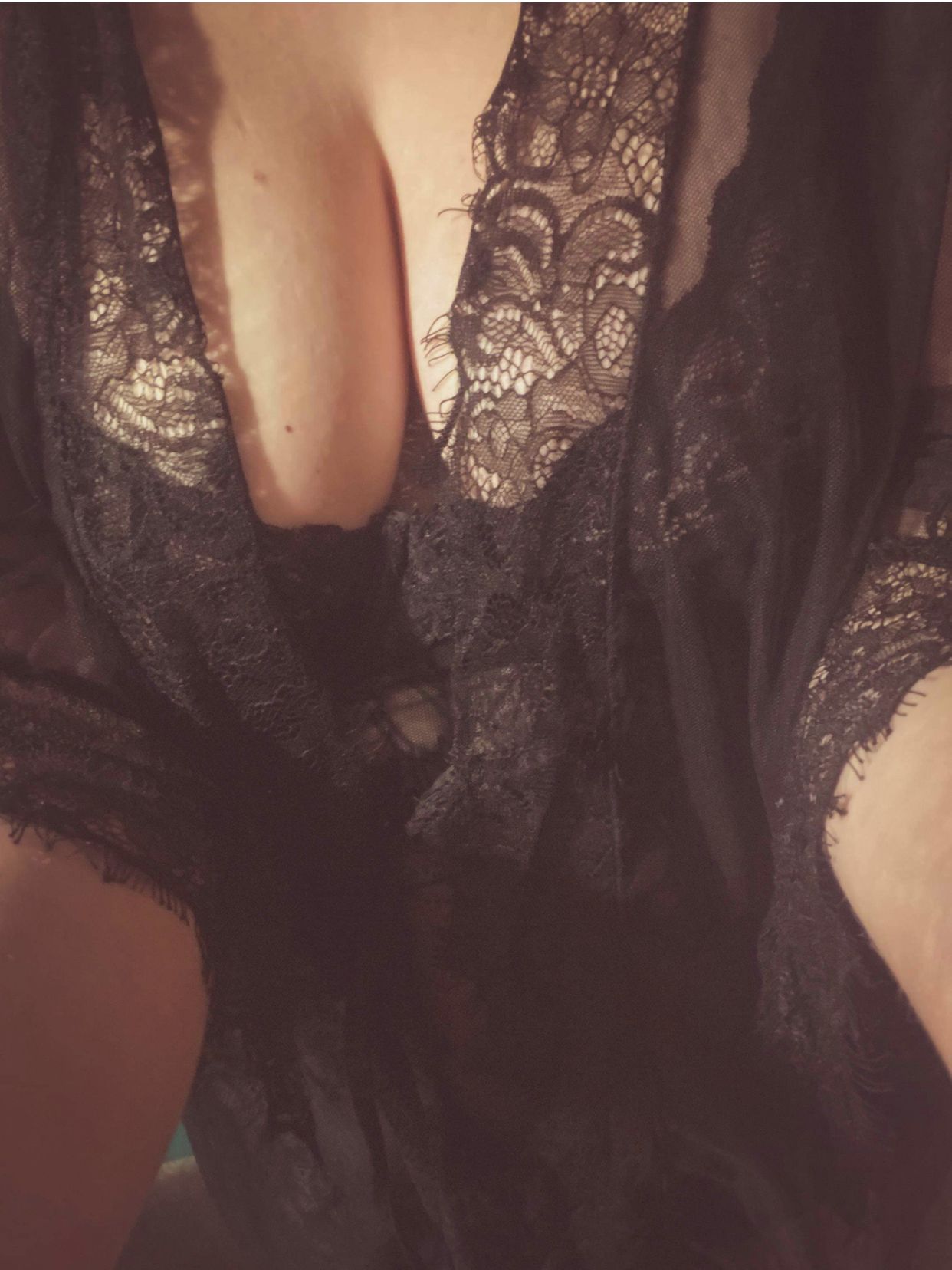 https://cdn.adultwork.com/gallery/G12/8623660.jpg