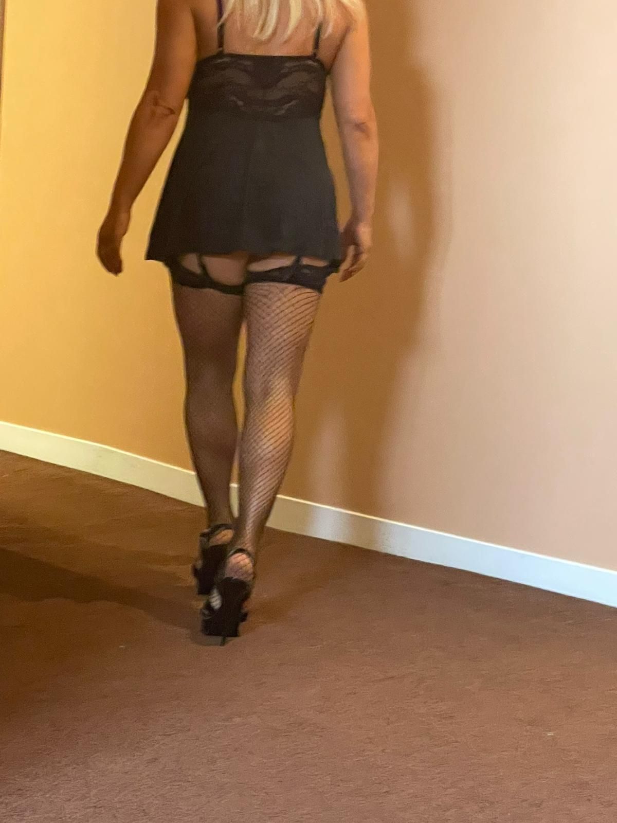 https://cdn.adultwork.com/gallery/G12/8624650.jpg