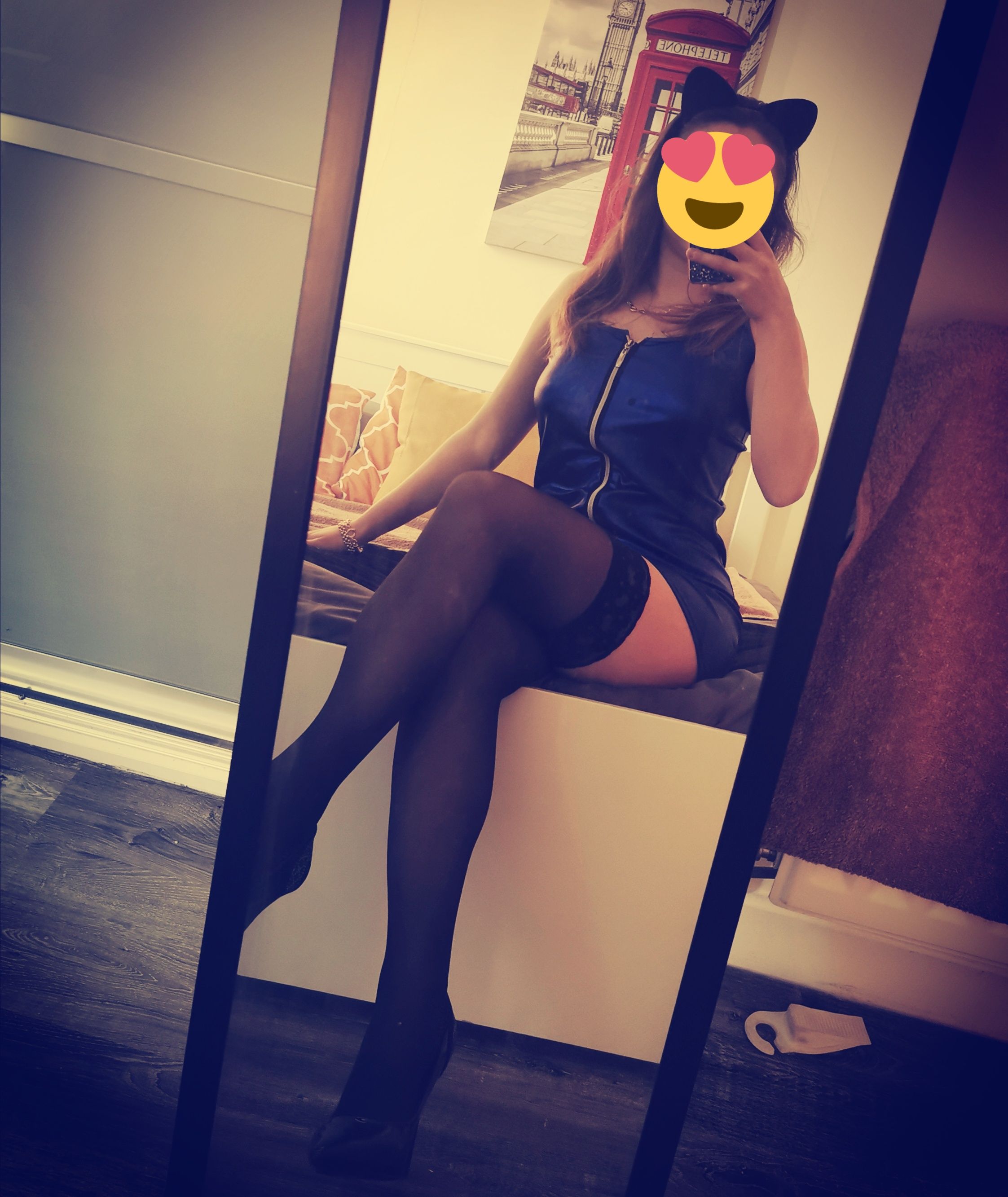 https://cdn.adultwork.com/gallery/G12/8628740.jpg