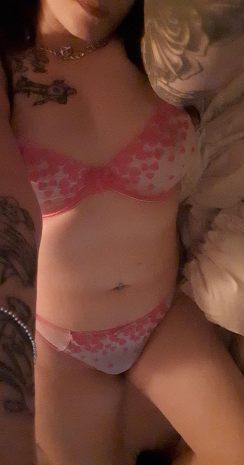 https://cdn.adultwork.com/gallery/G12/8629623.jpg