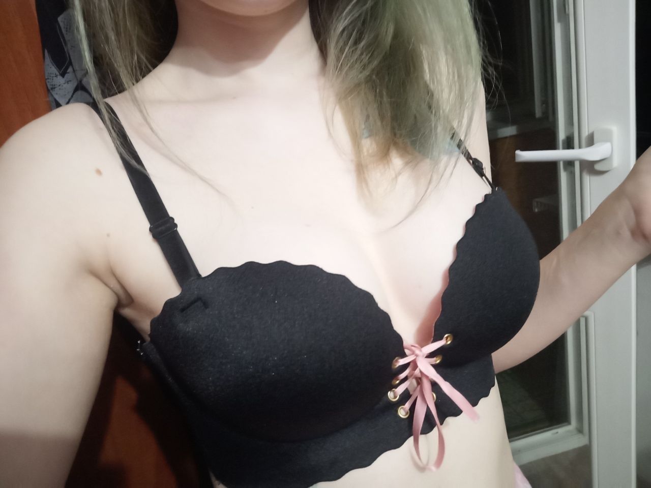 https://cdn.adultwork.com/gallery/G12/8629858.jpg