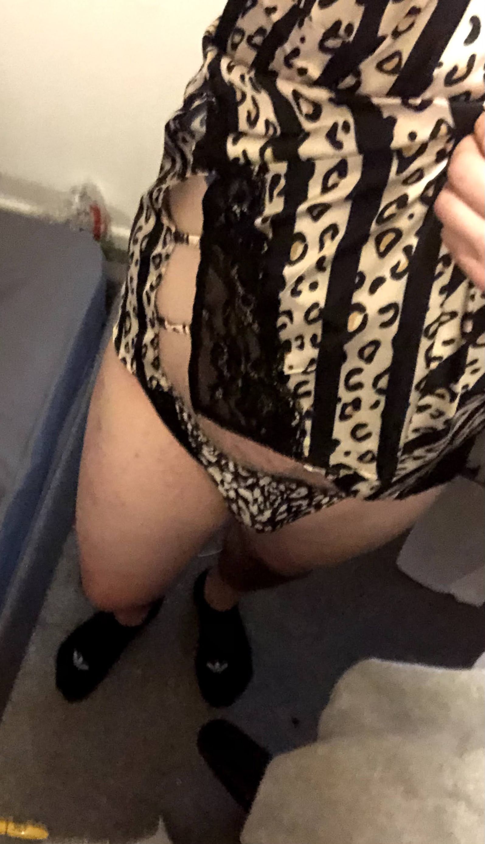 https://cdn.adultwork.com/gallery/G12/8630666.jpg