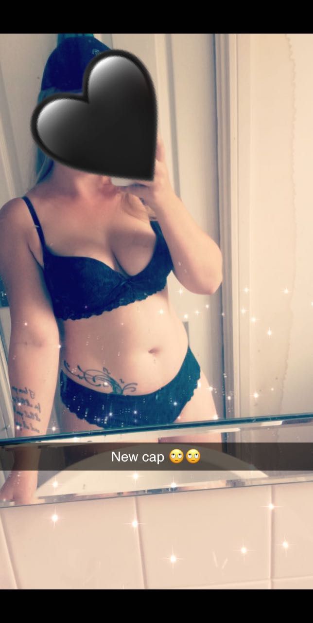 https://cdn.adultwork.com/gallery/G12/8631008.jpg