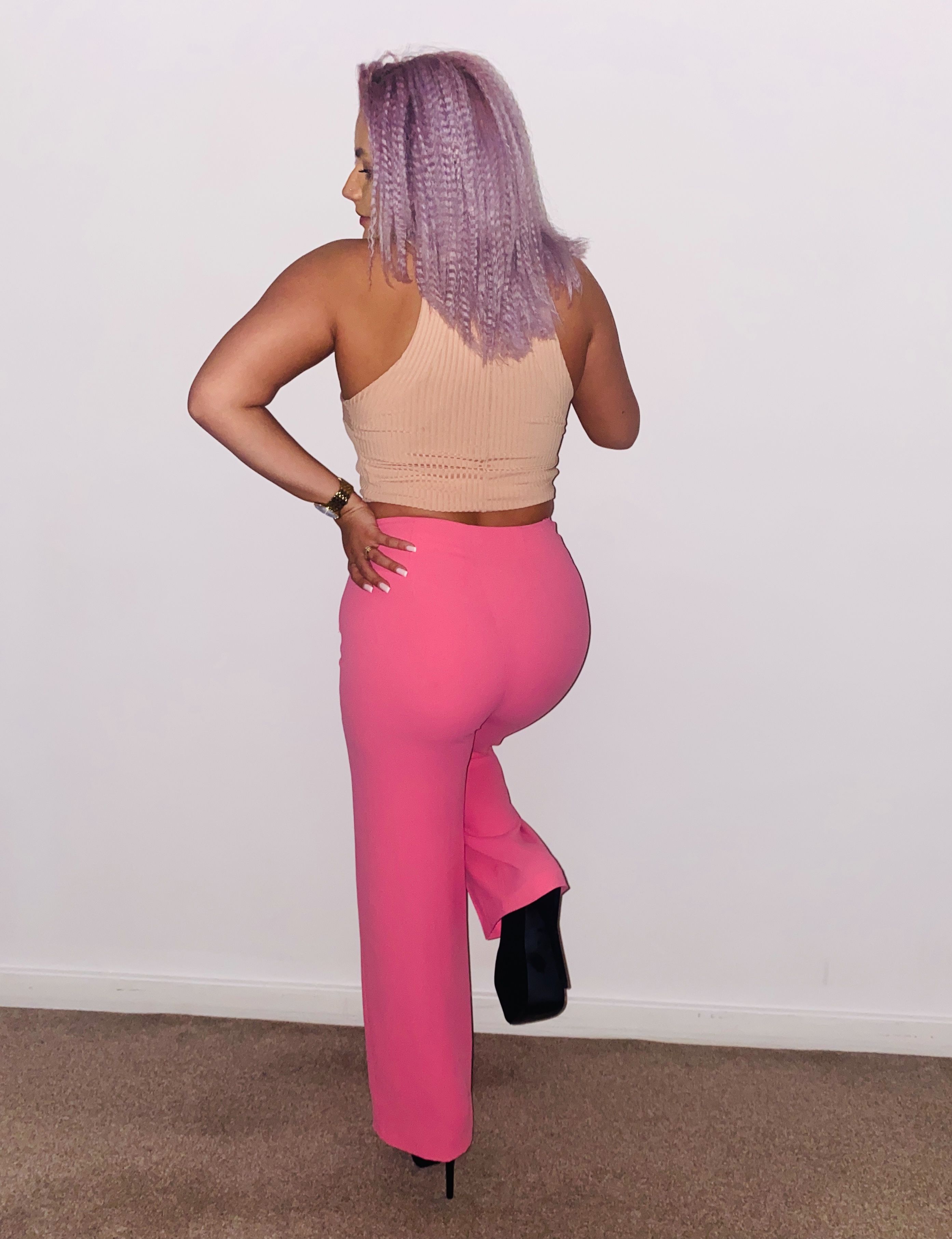 https://cdn.adultwork.com/gallery/G12/8633106.jpg