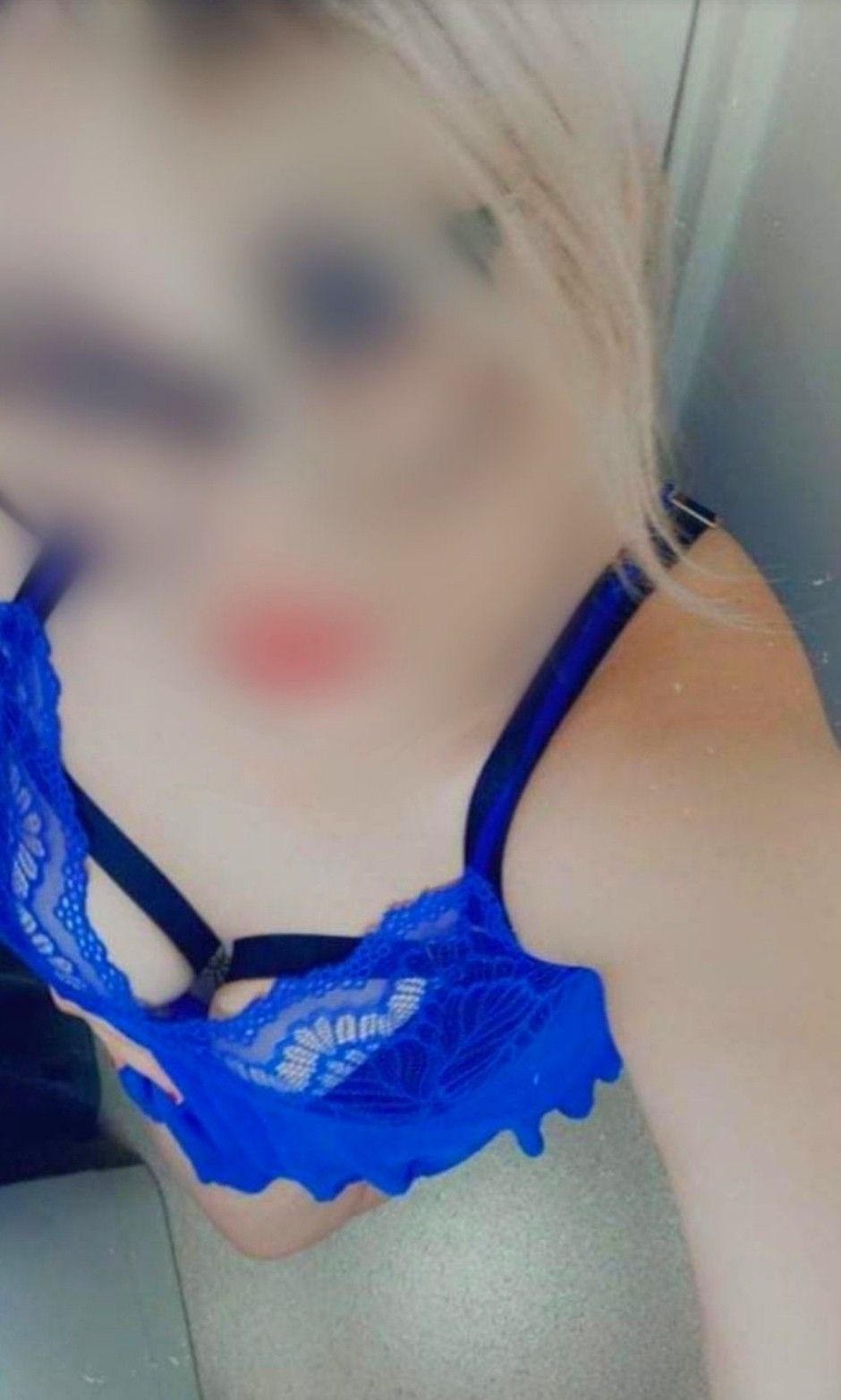 https://cdn.adultwork.com/gallery/G12/8633125.jpg