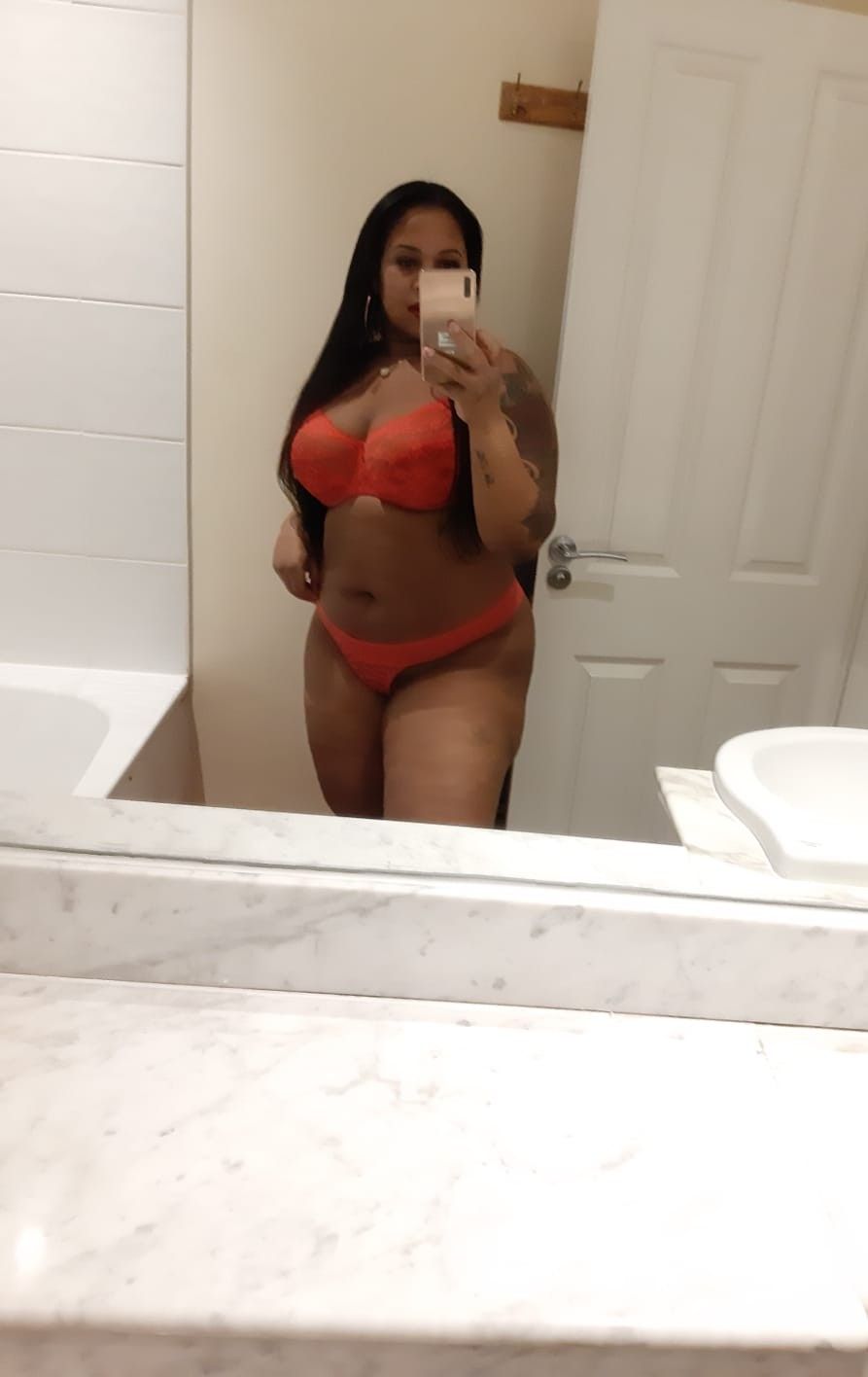 https://cdn.adultwork.com/gallery/G12/8639495.jpg