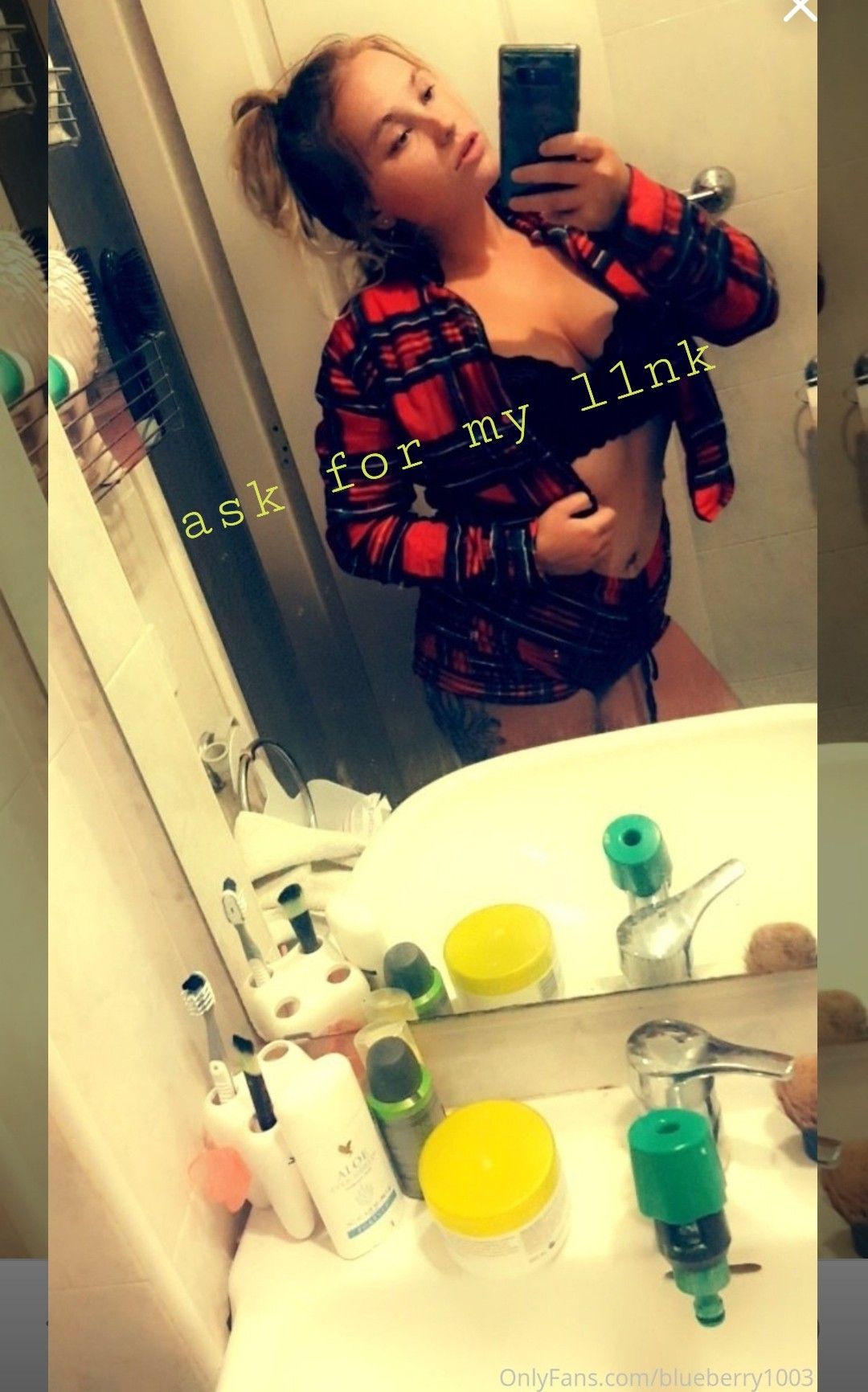 https://cdn.adultwork.com/gallery/G12/8640398.jpg