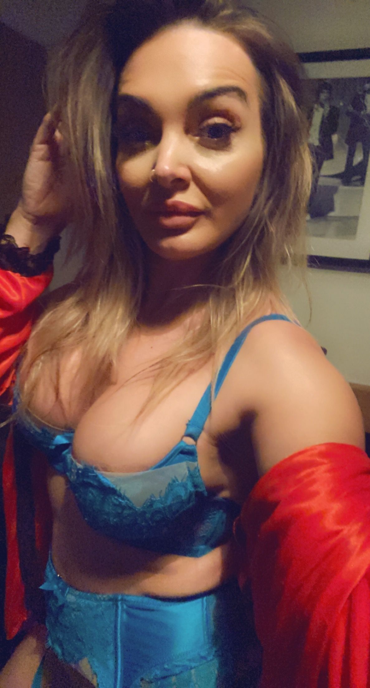 https://cdn.adultwork.com/gallery/G12/8642848.jpg