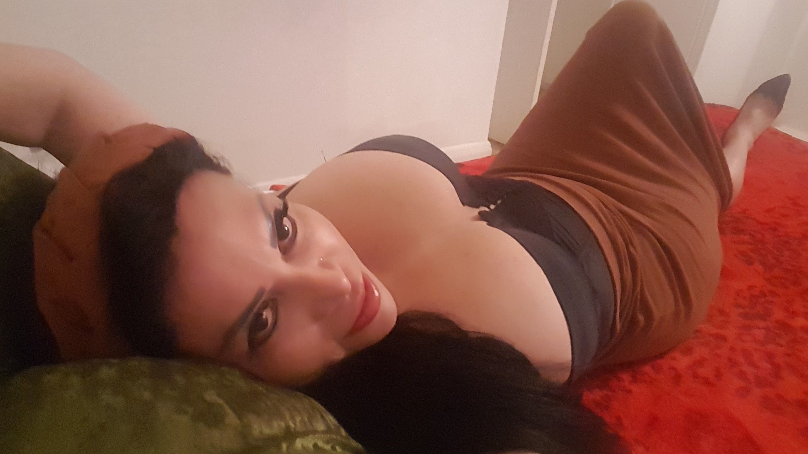 https://cdn.adultwork.com/gallery/G12/8647130.jpg