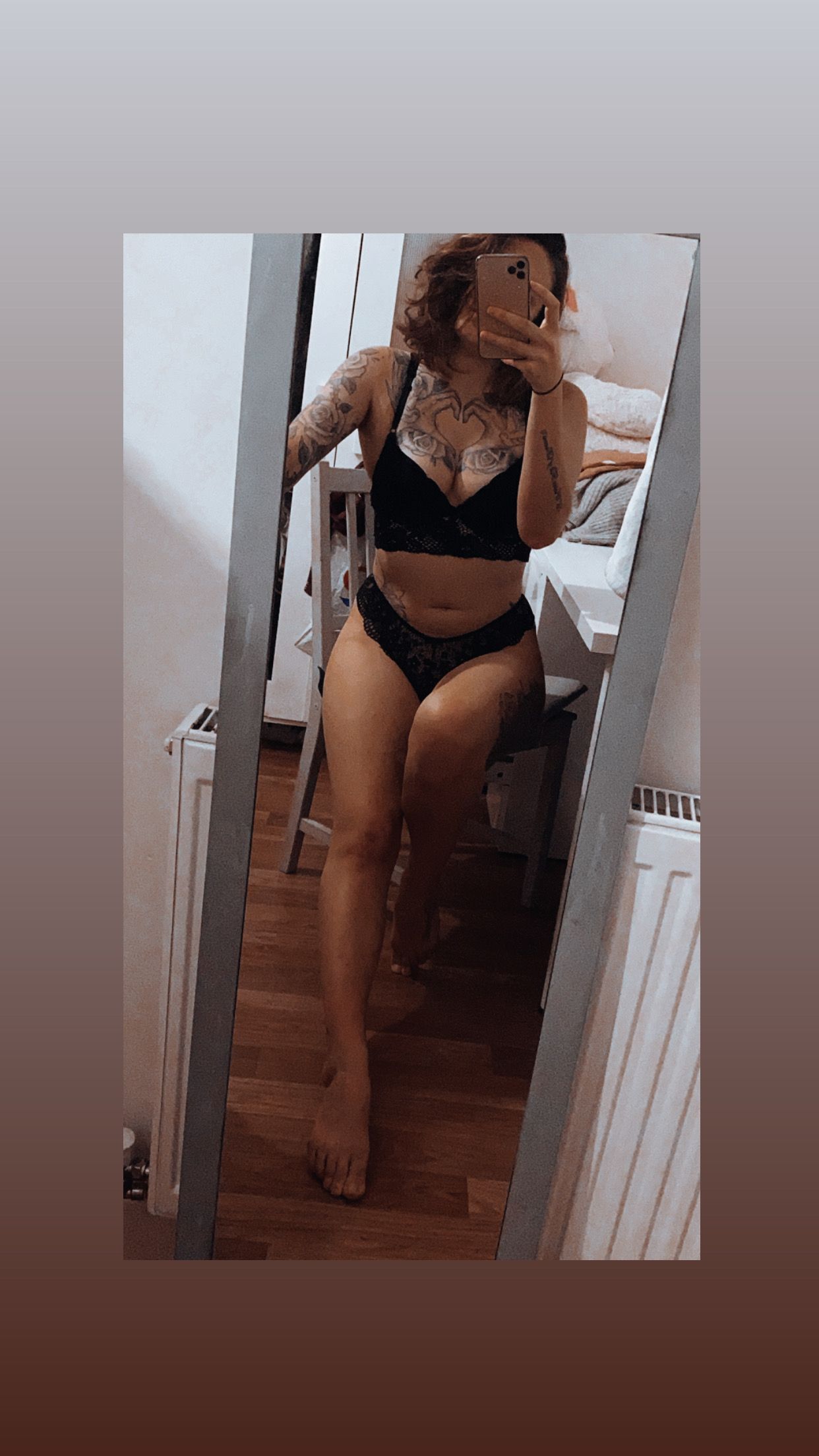 https://cdn.adultwork.com/gallery/G12/8648365.jpg