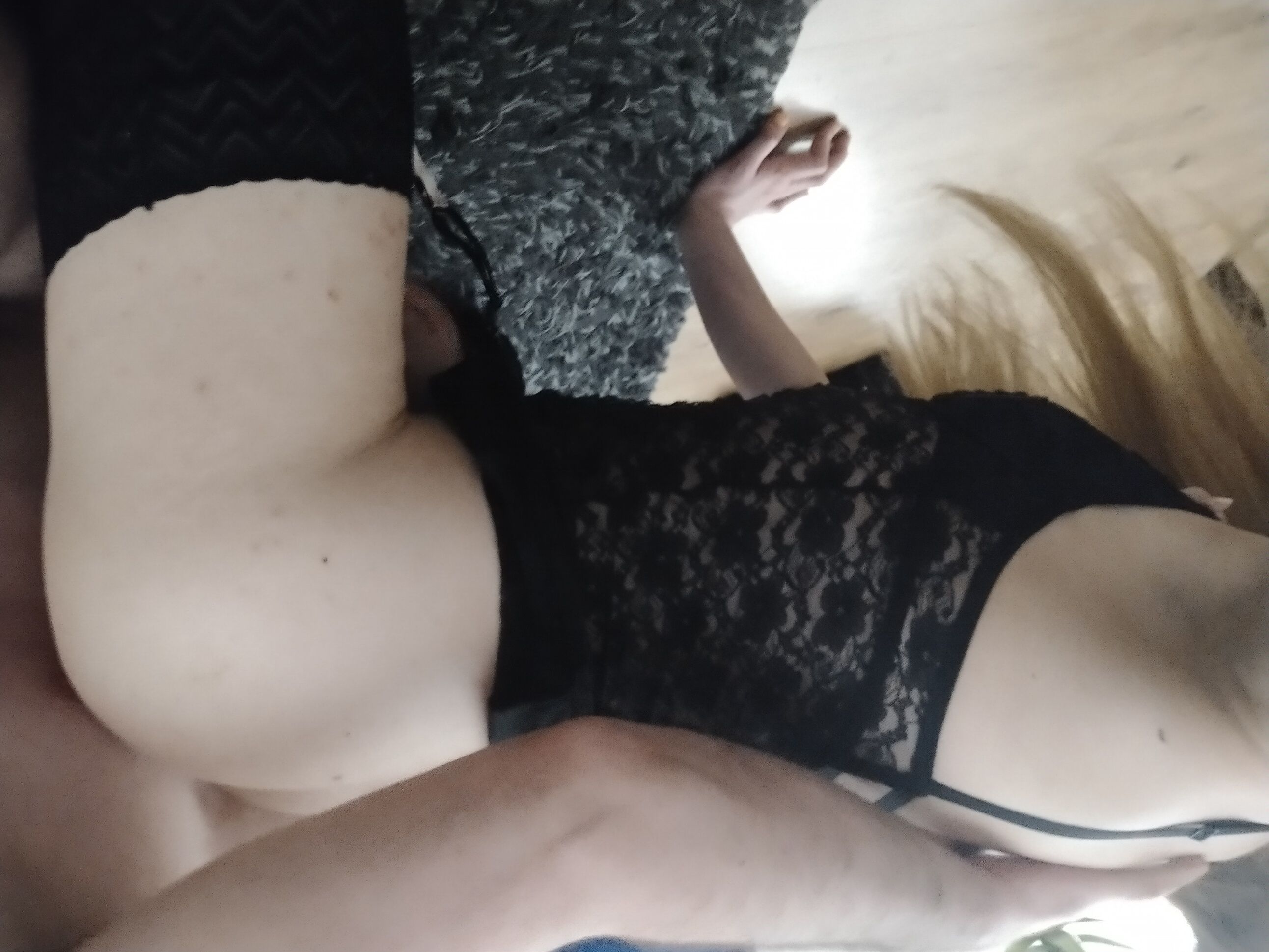 https://cdn.adultwork.com/gallery/G12/8650076.jpg