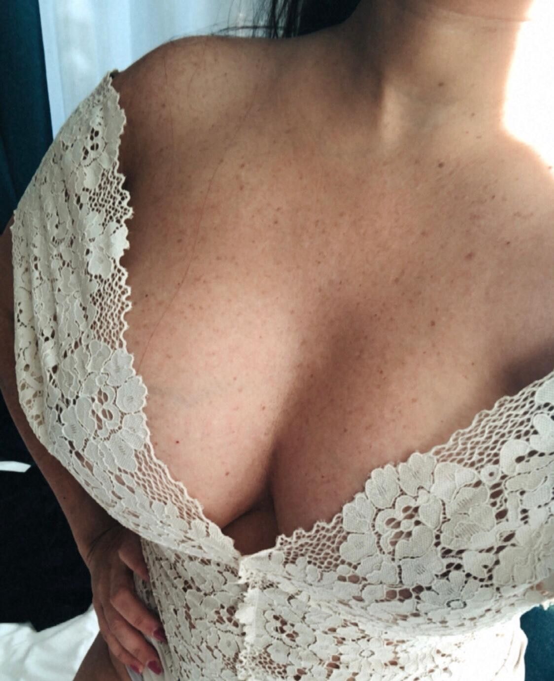 https://cdn.adultwork.com/gallery/G12/8650812.jpg