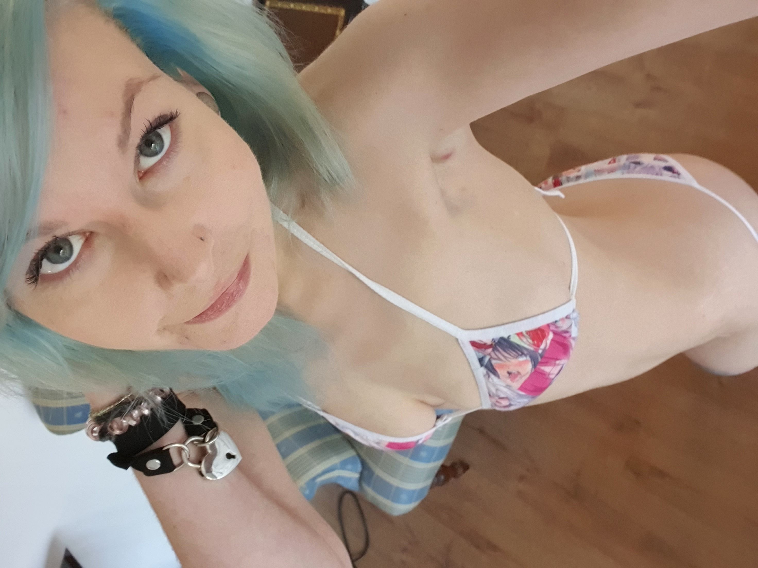 https://cdn.adultwork.com/gallery/G12/8650963.jpg