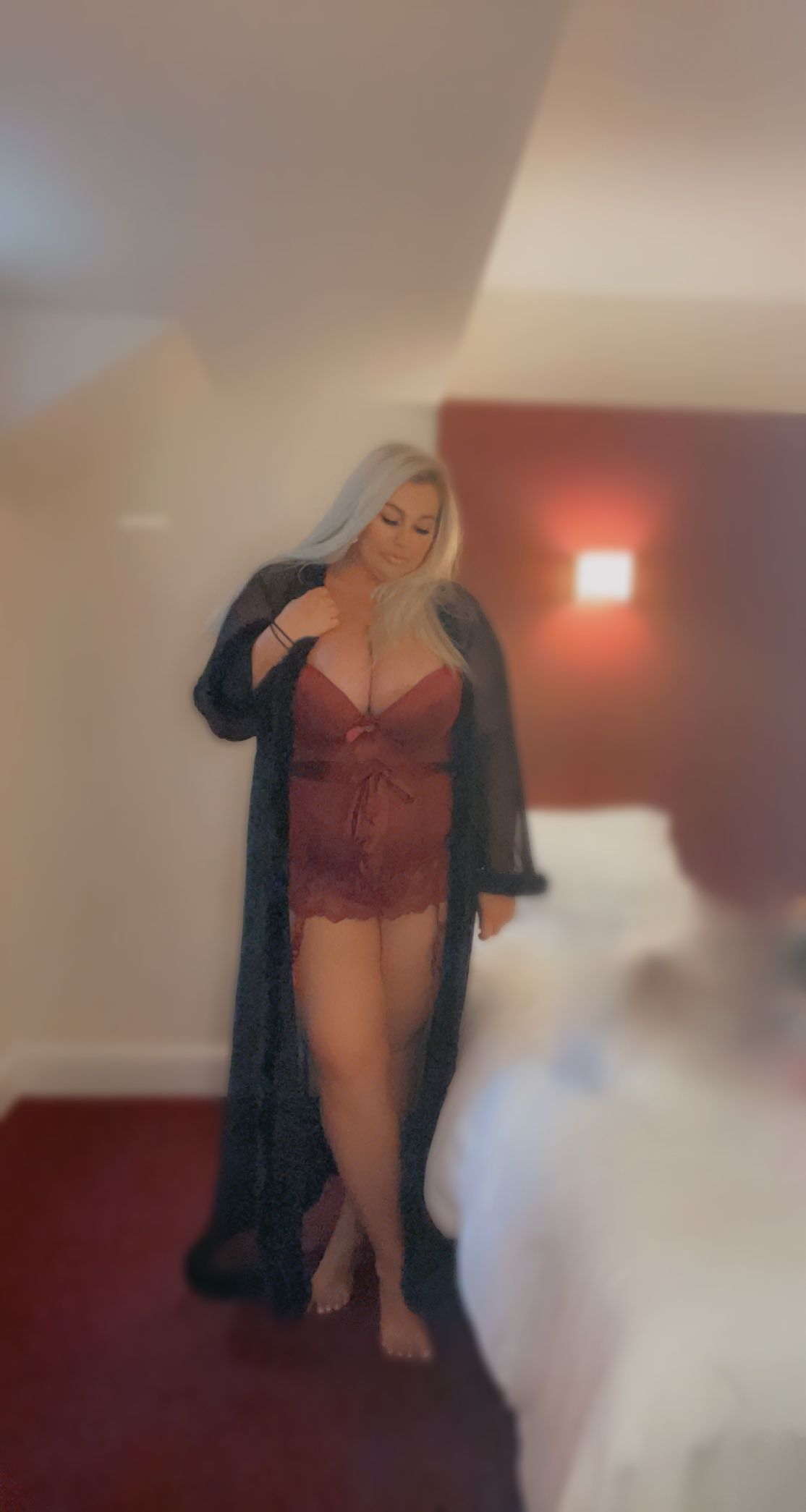 https://cdn.adultwork.com/gallery/G12/8653670.jpg