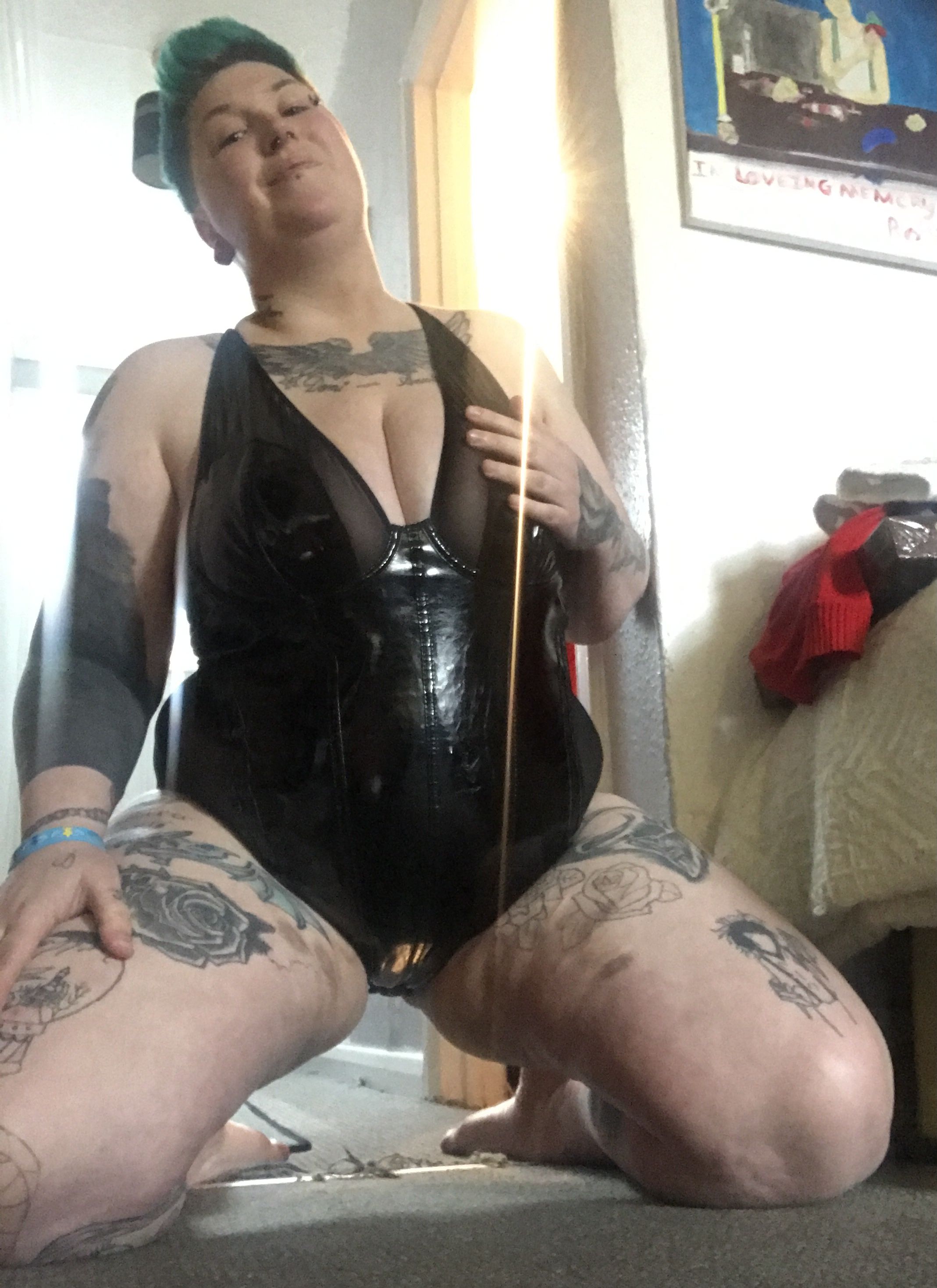 https://cdn.adultwork.com/gallery/G12/8655812.jpg